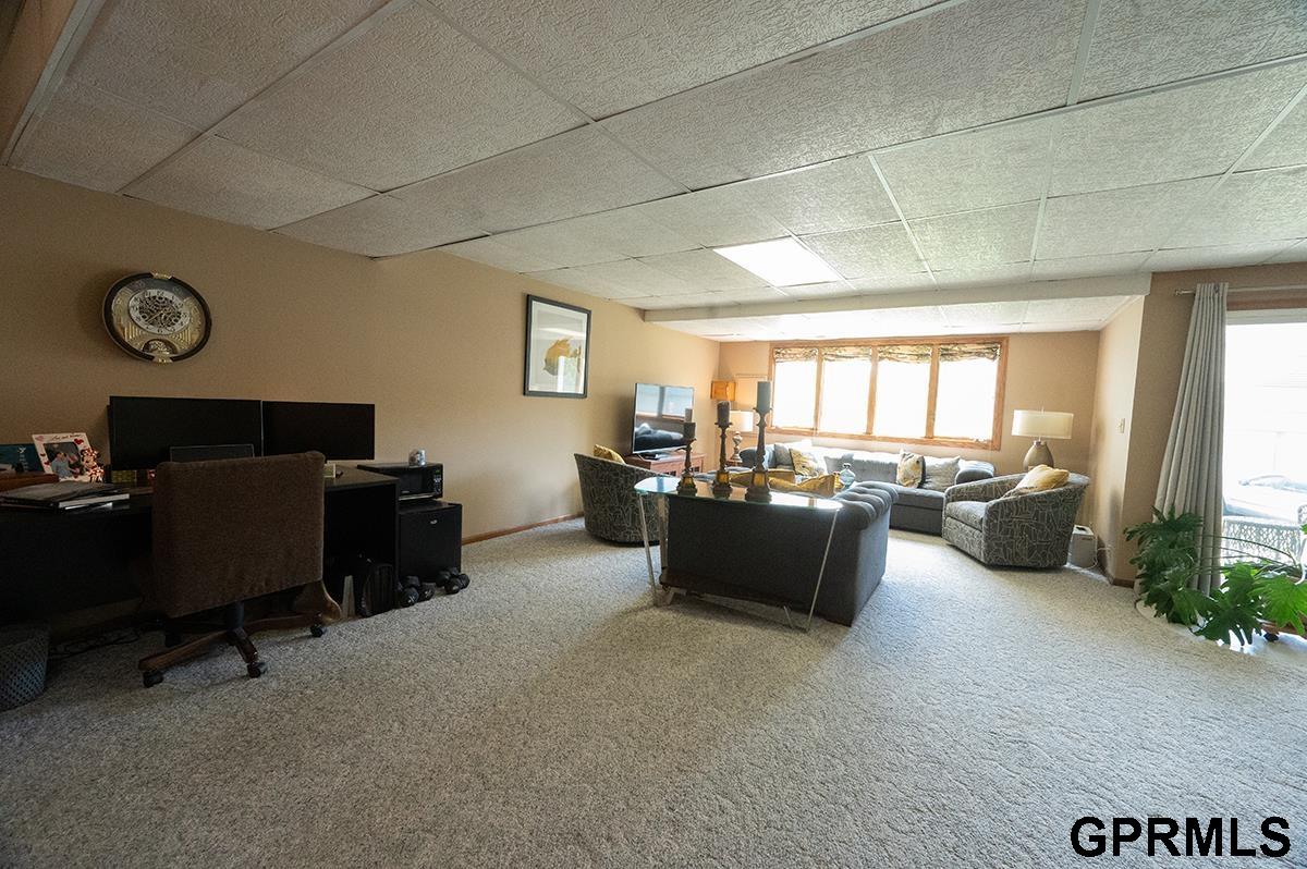 10755 Berry Plaza, Omaha, Nebraska image 34