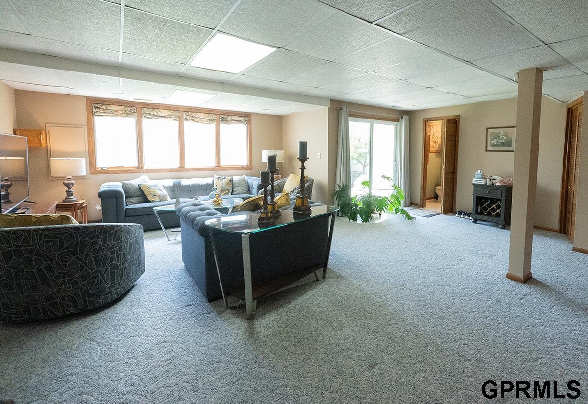 10755 Berry Plaza, Omaha, Nebraska image 35