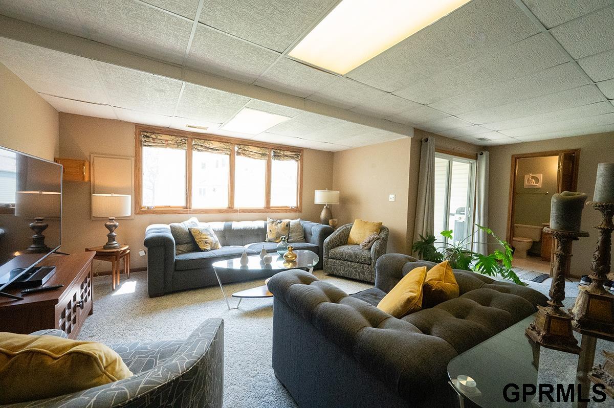 10755 Berry Plaza, Omaha, Nebraska image 36
