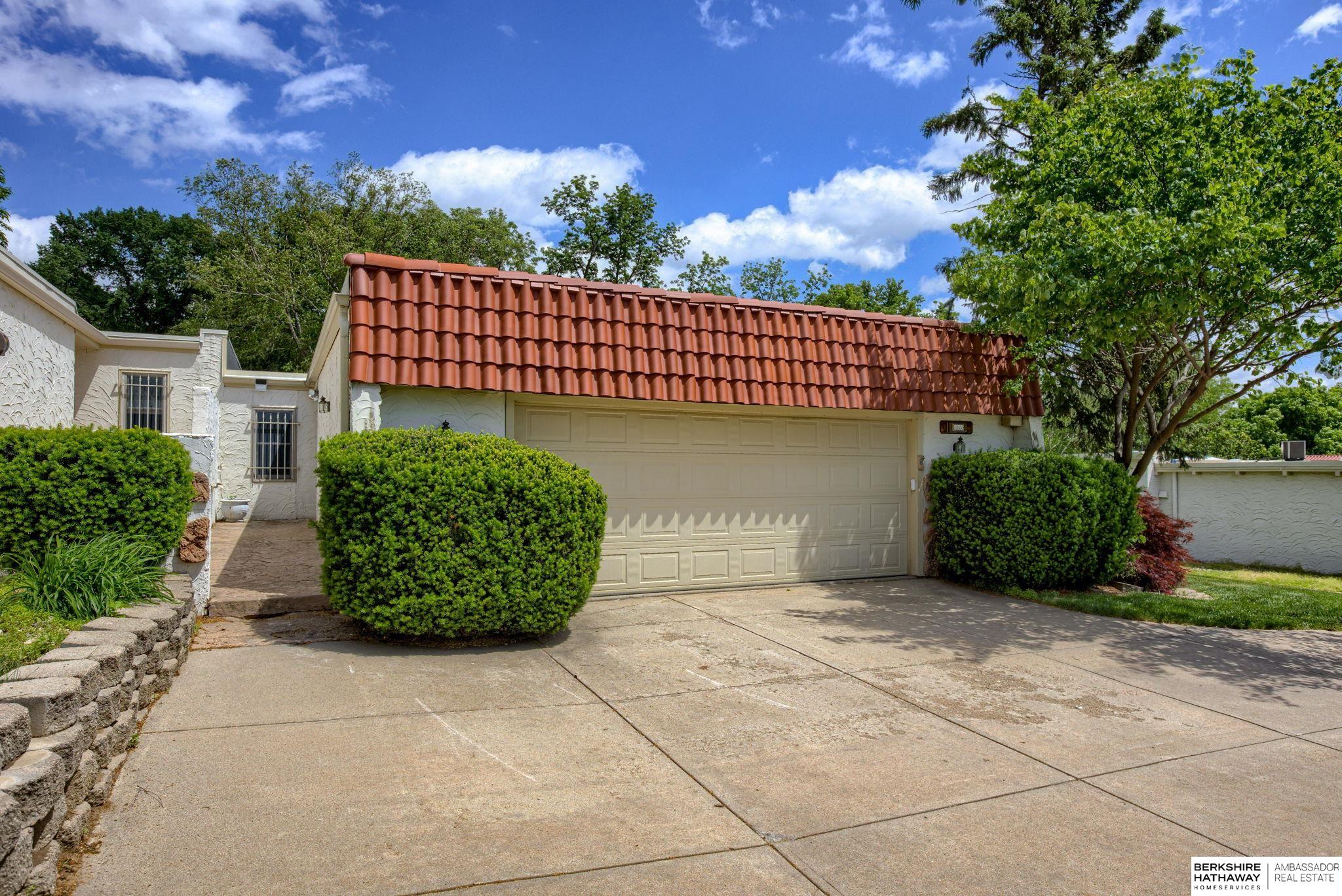 1905 S 116 Street, Omaha, Nebraska image 2