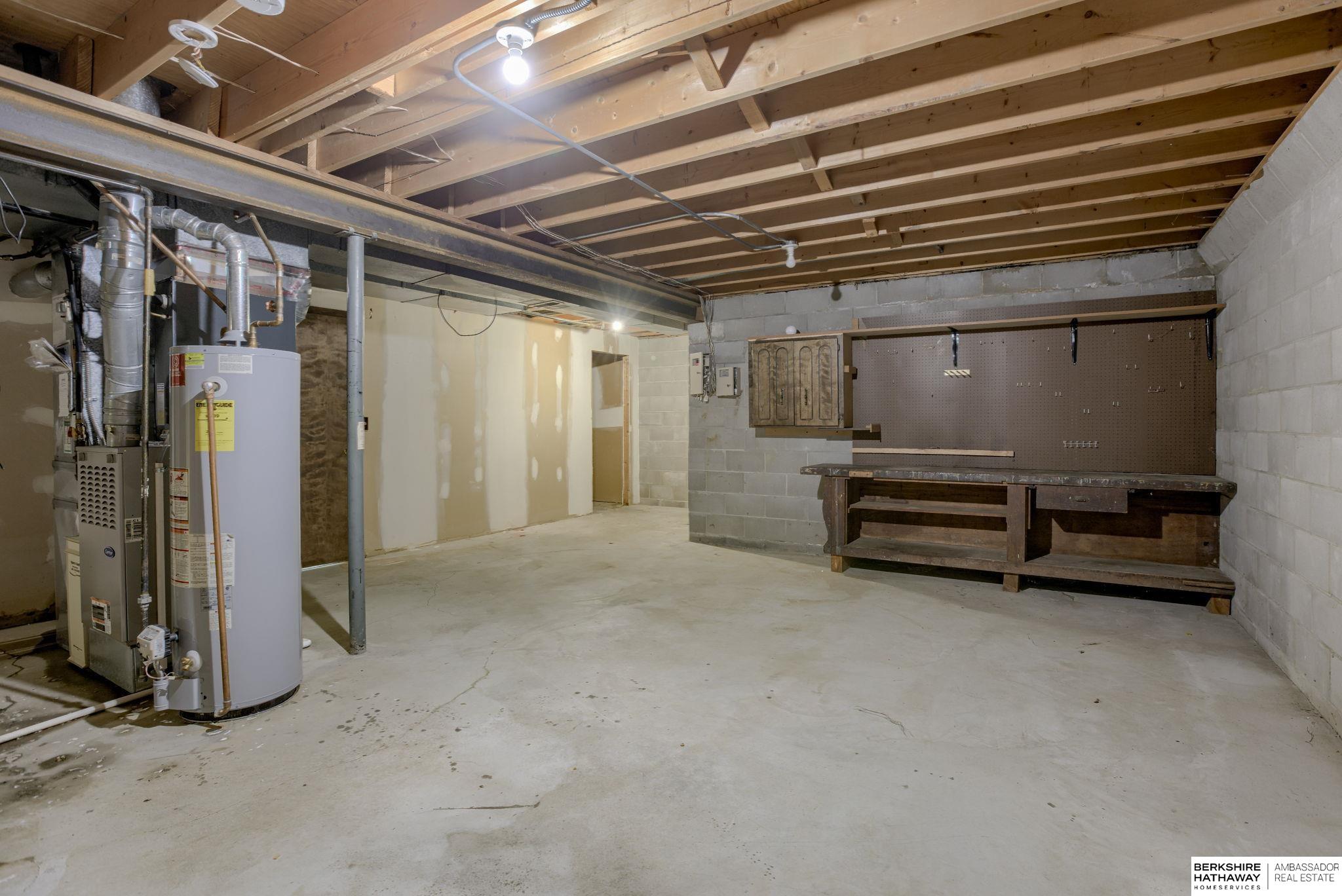 1905 S 116 Street, Omaha, Nebraska image 35