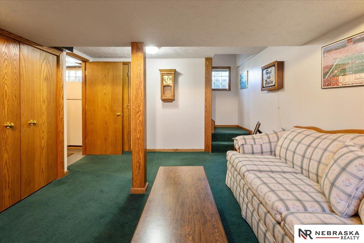 4542 Charles Street, Omaha, Nebraska image 17