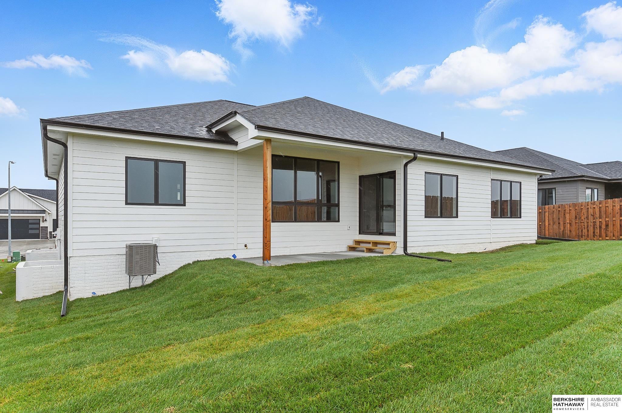 8218 N 167th Avenue, Bennington, Nebraska image 48