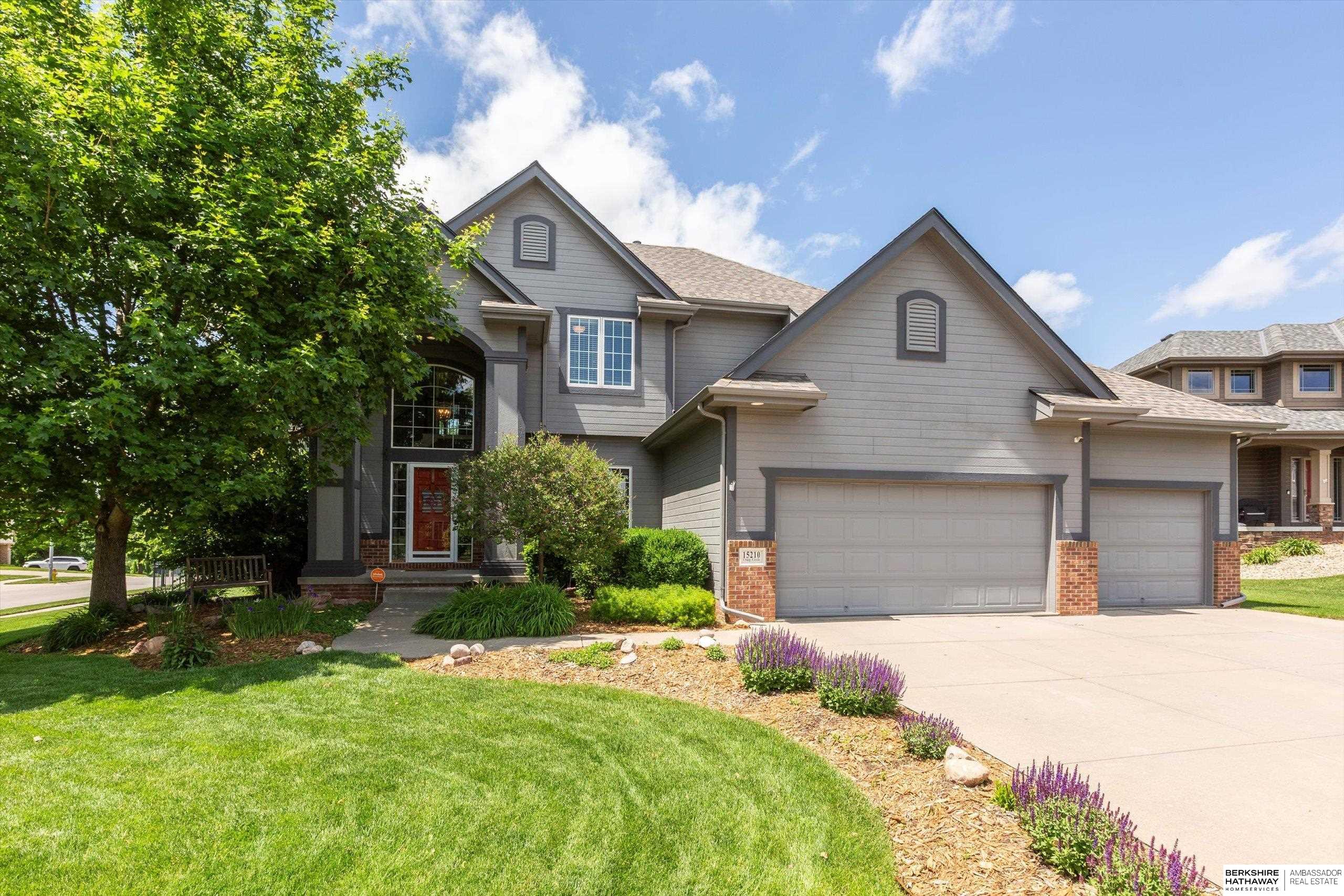 15210 Craig Circle, Bennington, Nebraska image 1