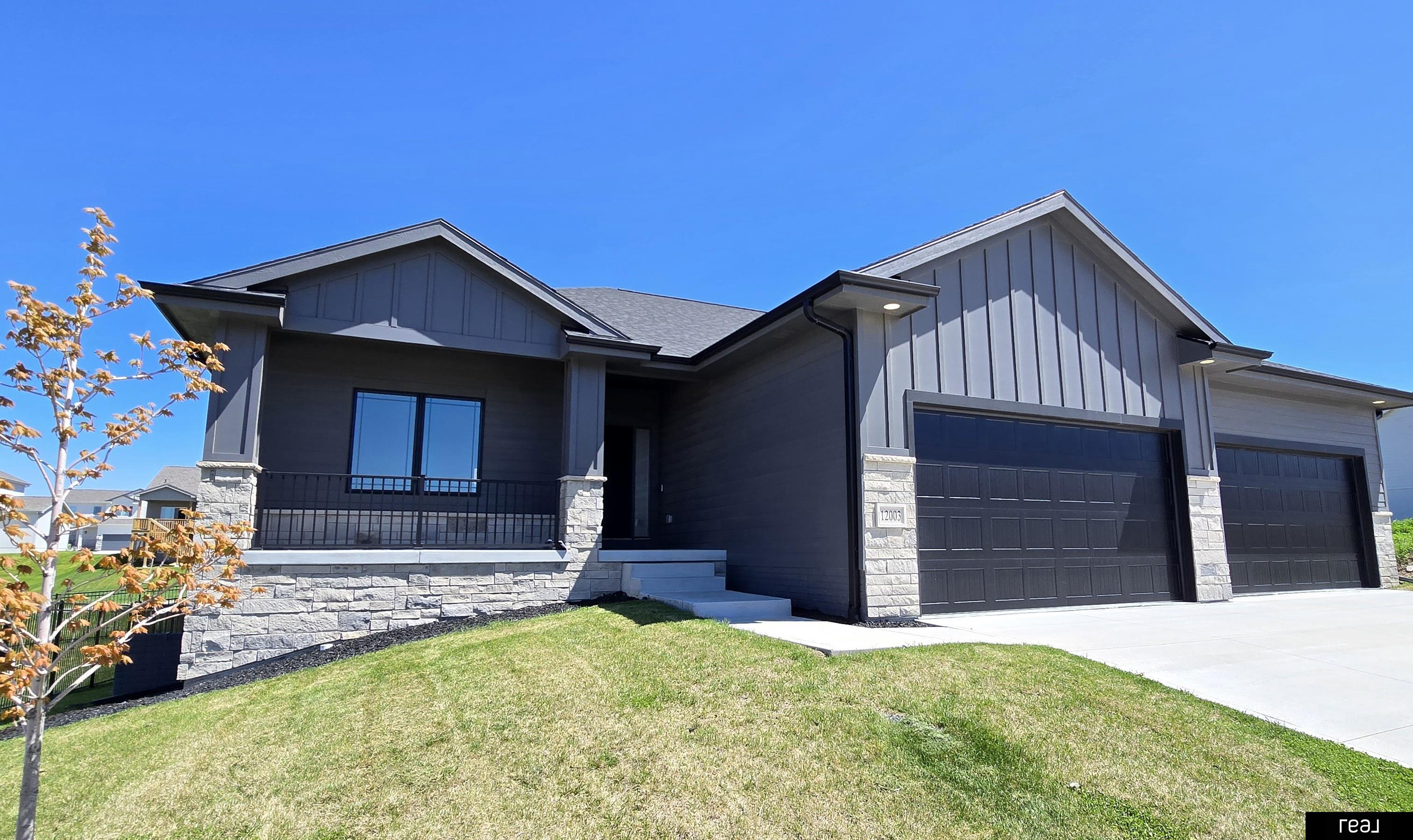 12003 S 109th Street, Papillion, Nebraska image 2