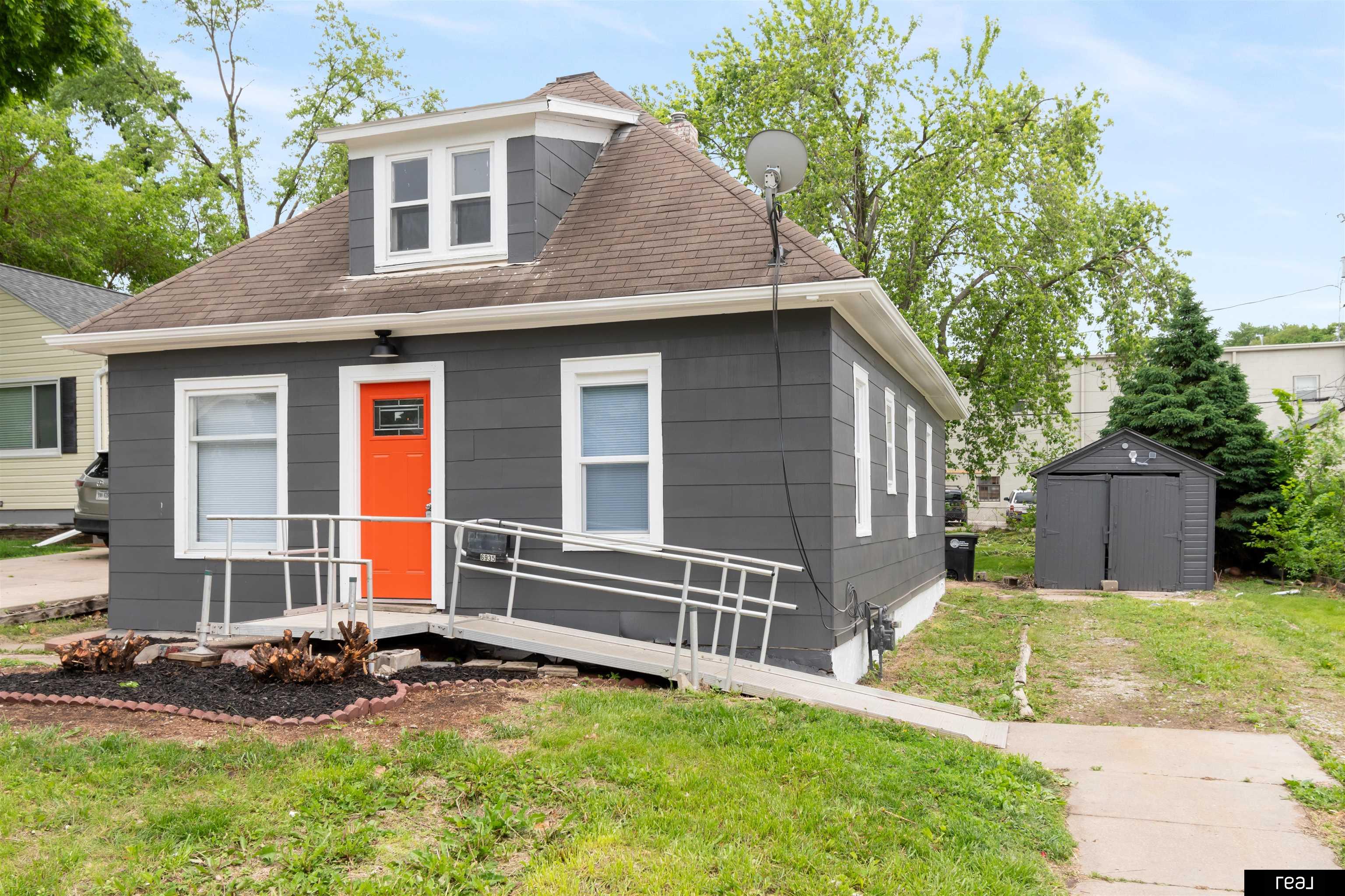 6935 Binney Street, Omaha, Nebraska image 2