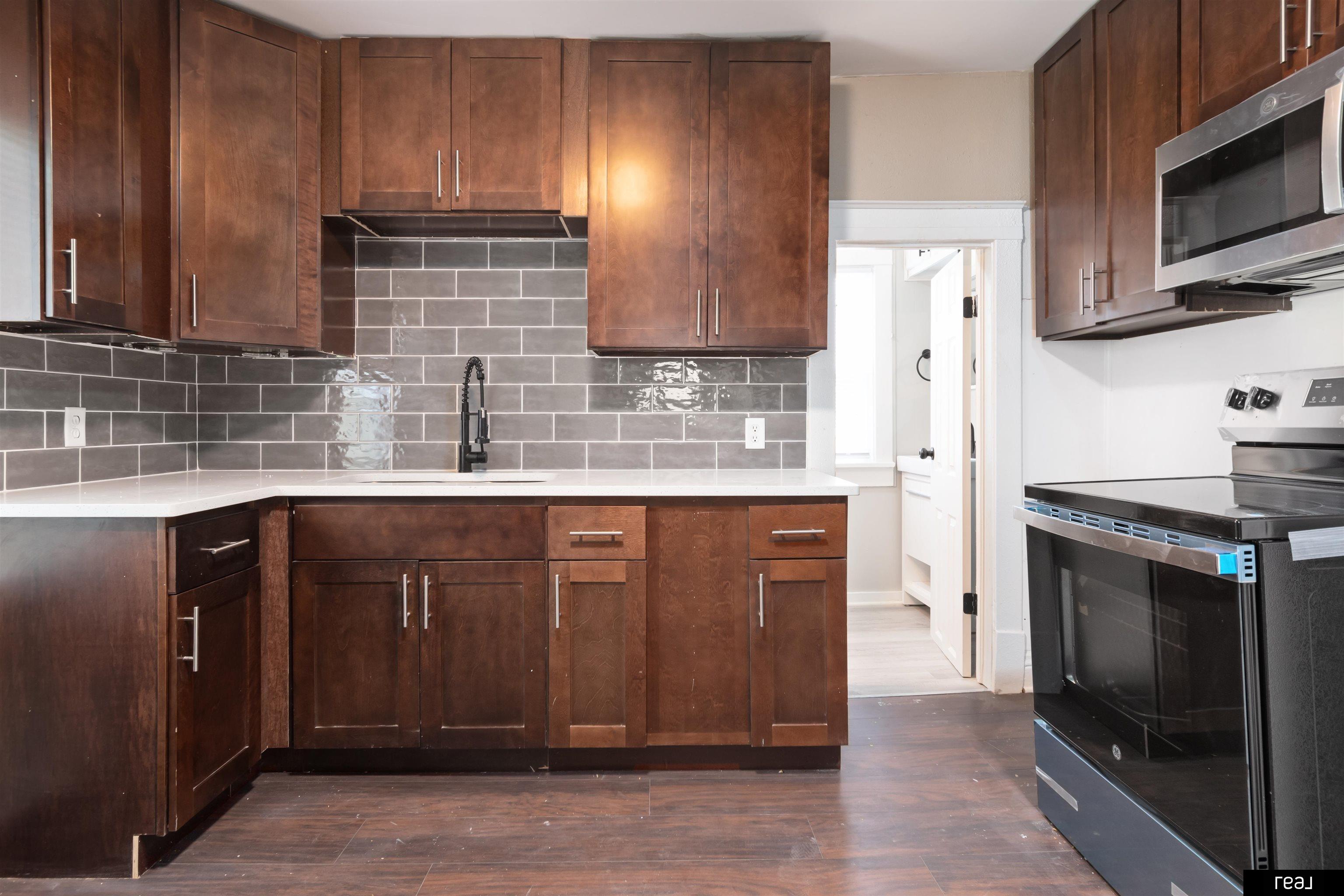 6935 Binney Street, Omaha, Nebraska image 16