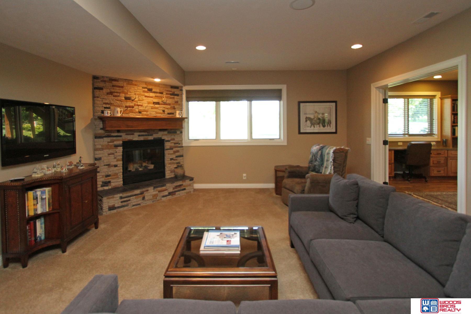 2604 Rokeby Road, Lincoln, Nebraska image 24