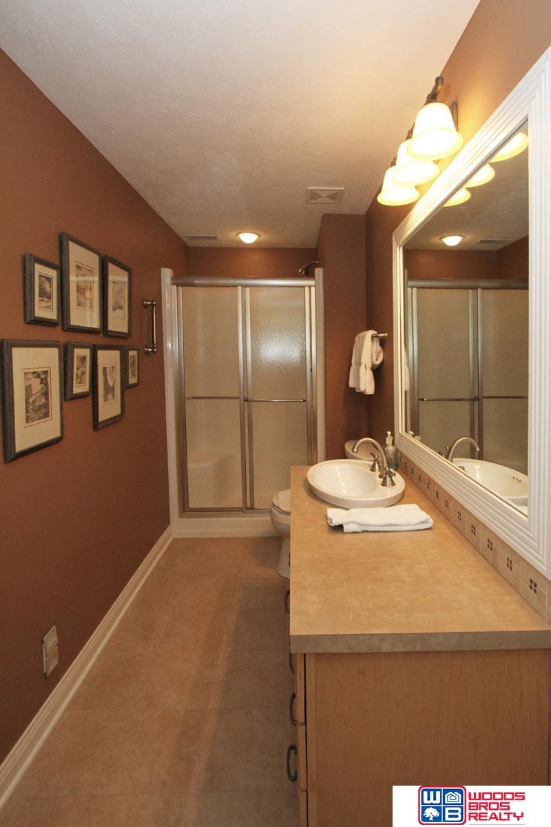 2604 Rokeby Road, Lincoln, Nebraska image 30