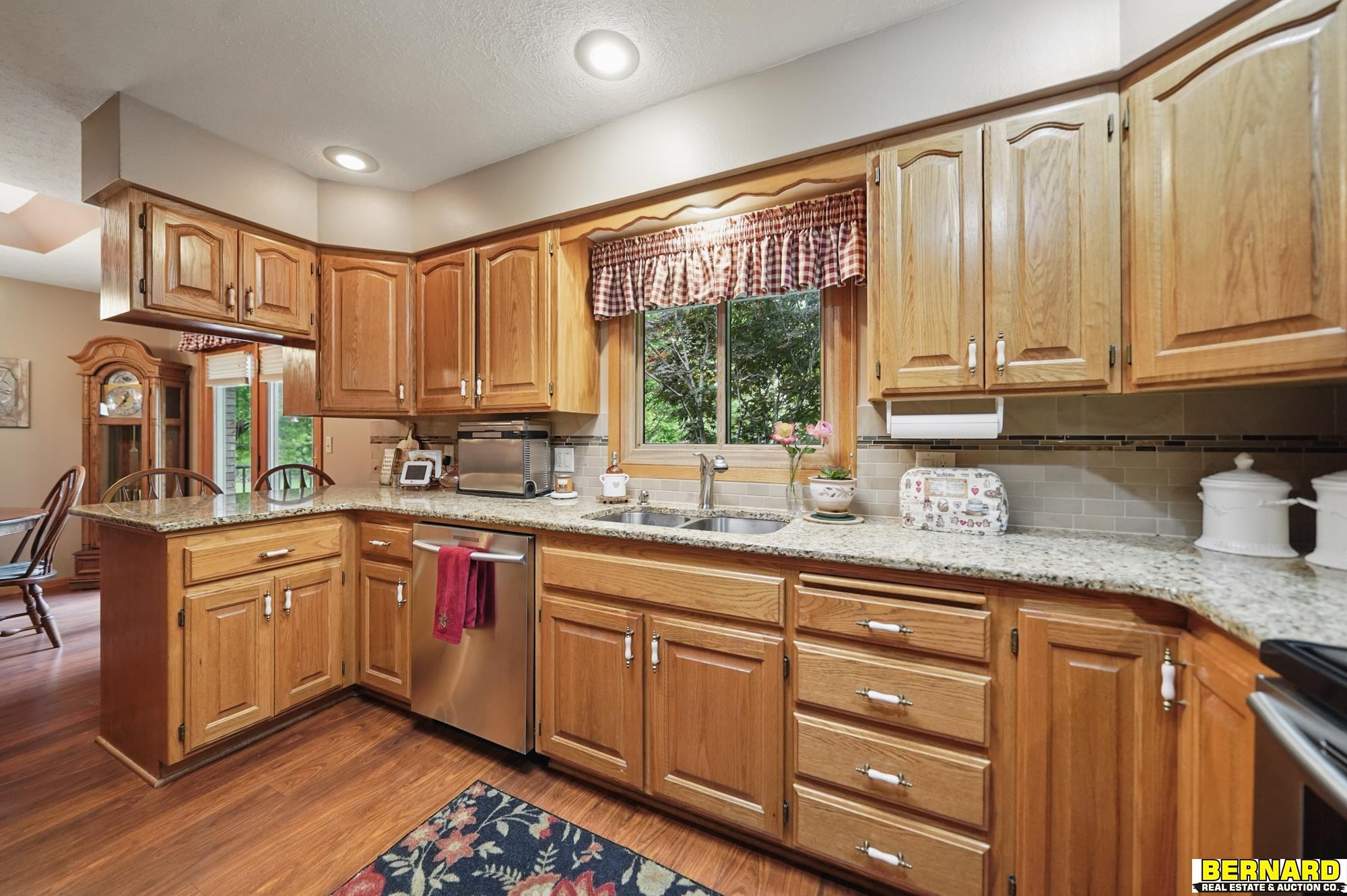 609 Pinewood Drive, Nebraska City, Nebraska image 20