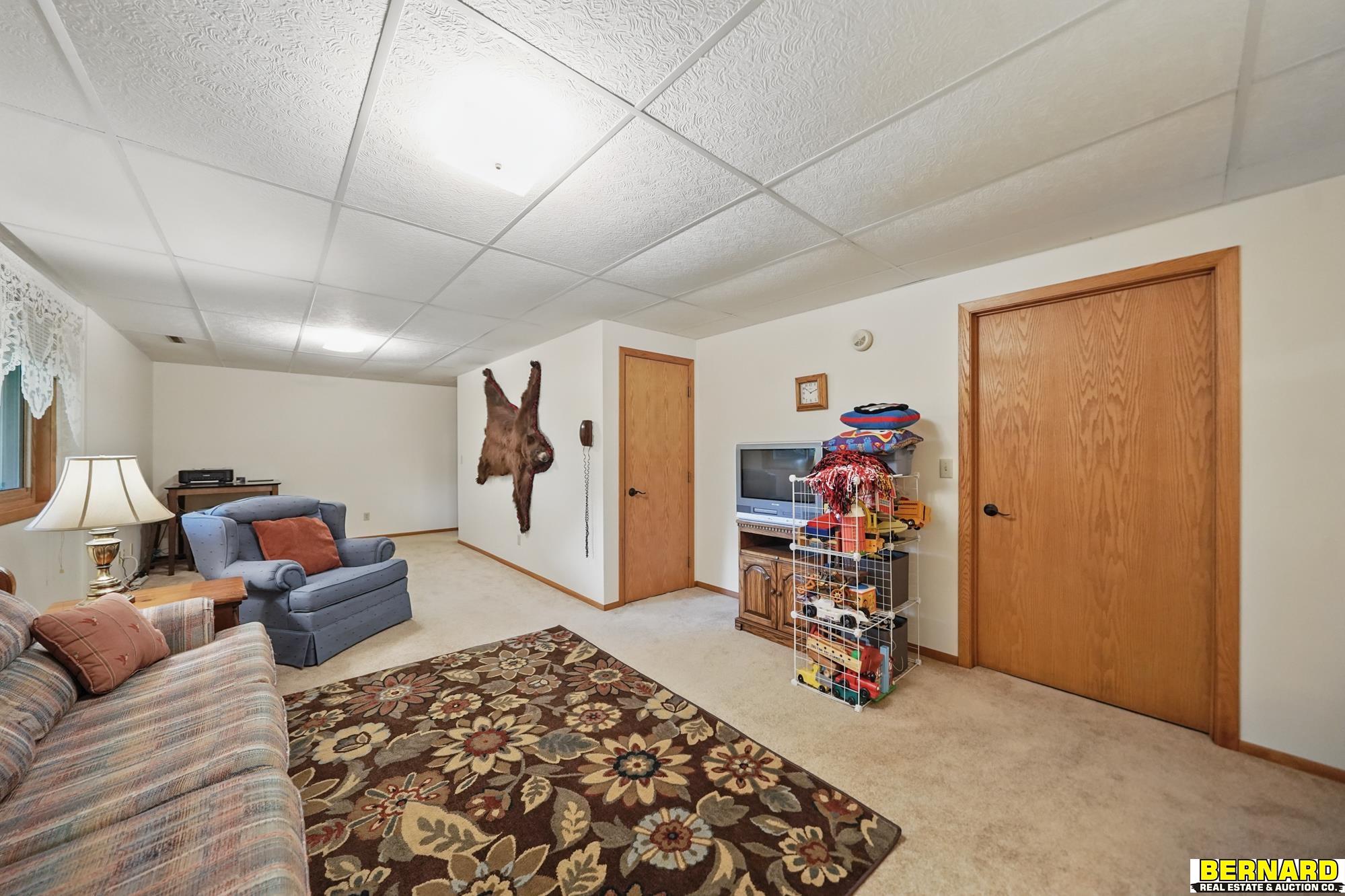 609 Pinewood Drive, Nebraska City, Nebraska image 39