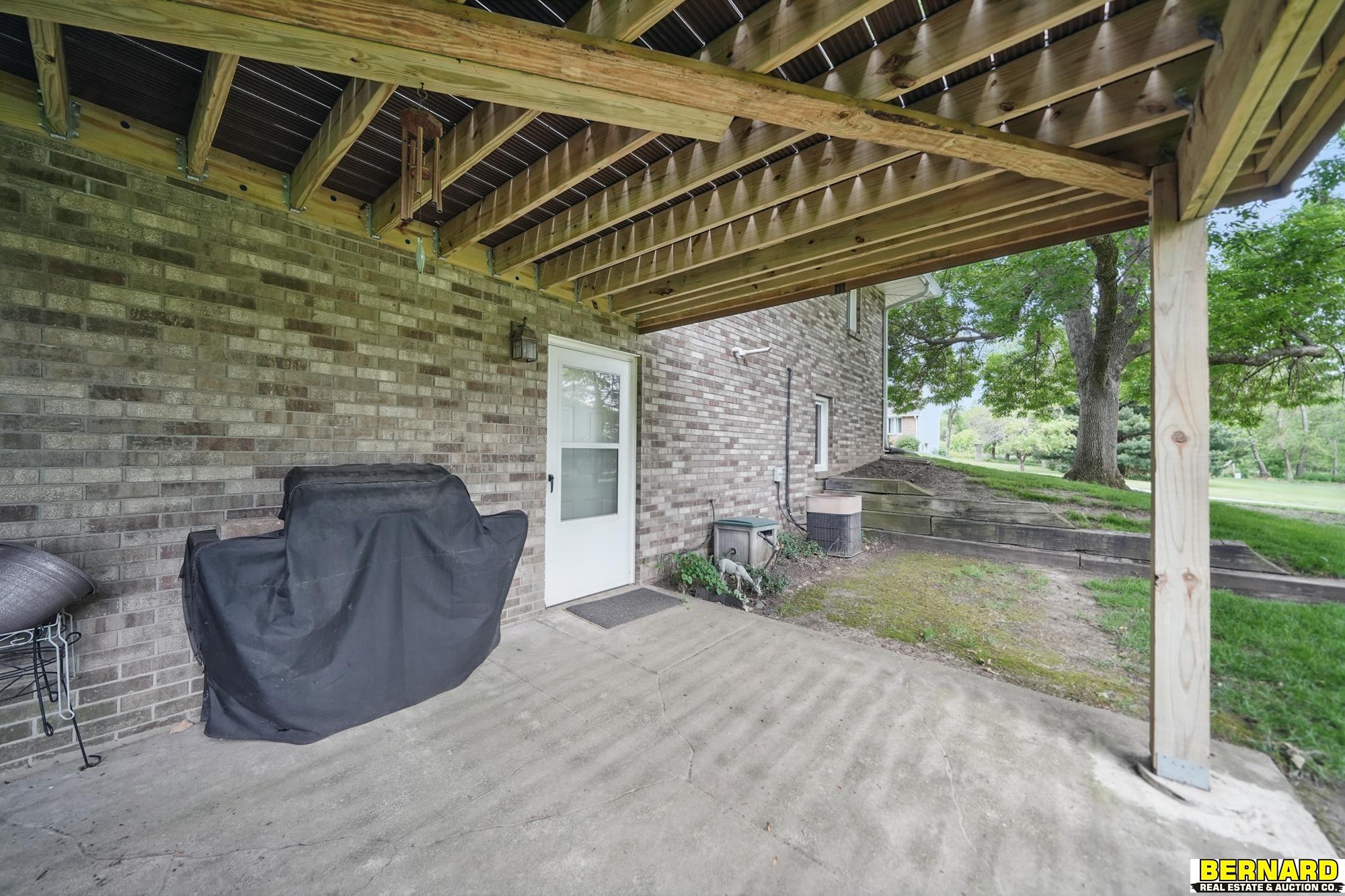 609 Pinewood Drive, Nebraska City, Nebraska image 41