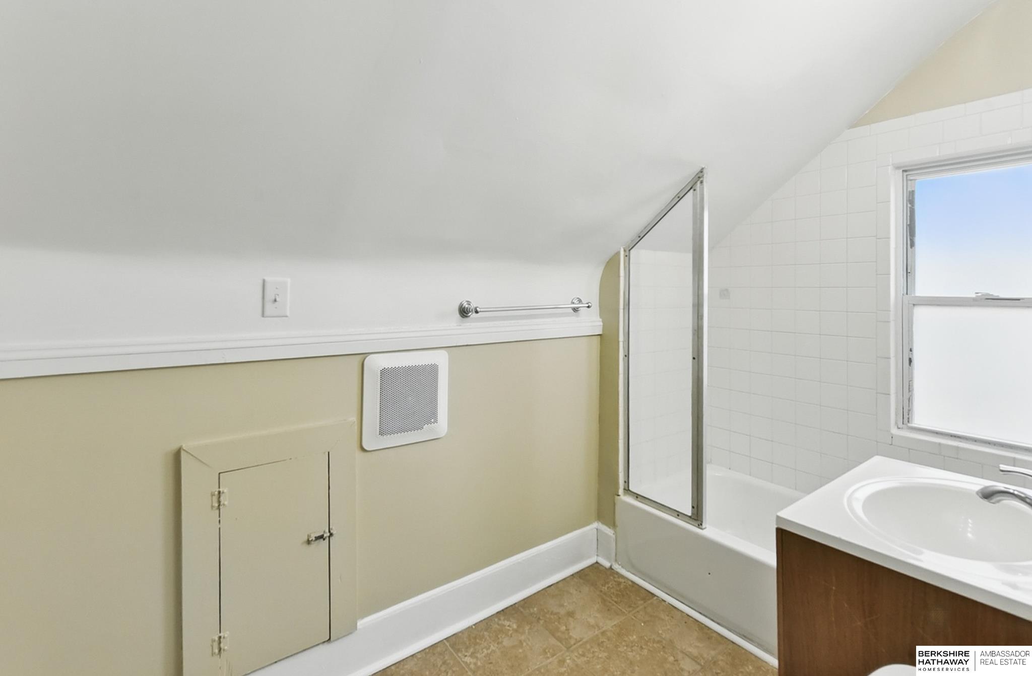 2502 N 45 Street, Omaha, Nebraska image 22
