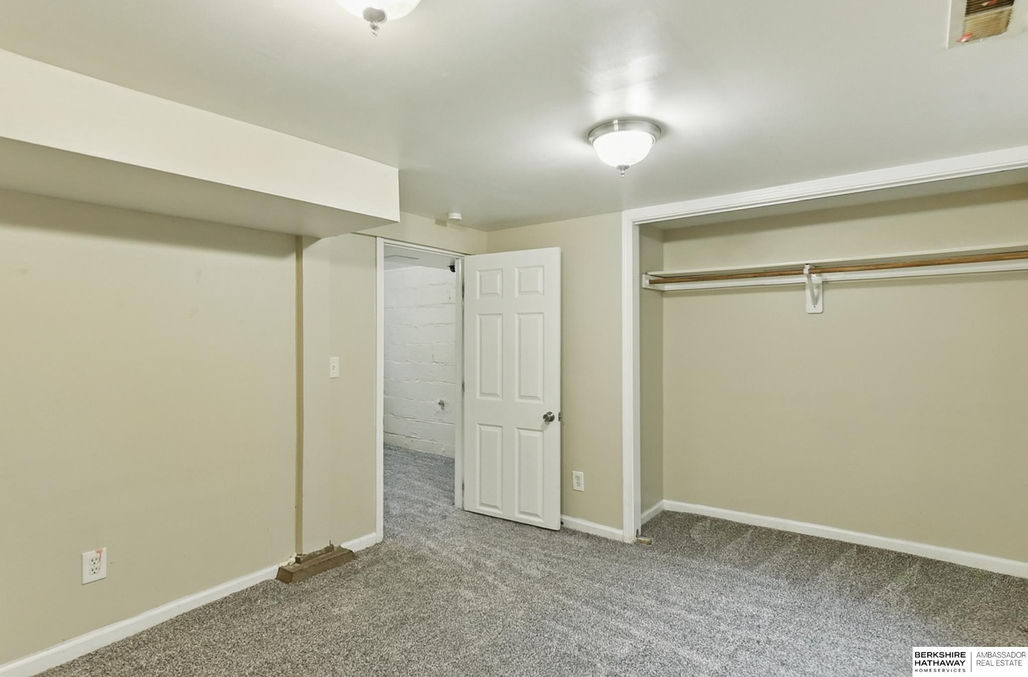 2502 N 45 Street, Omaha, Nebraska image 29