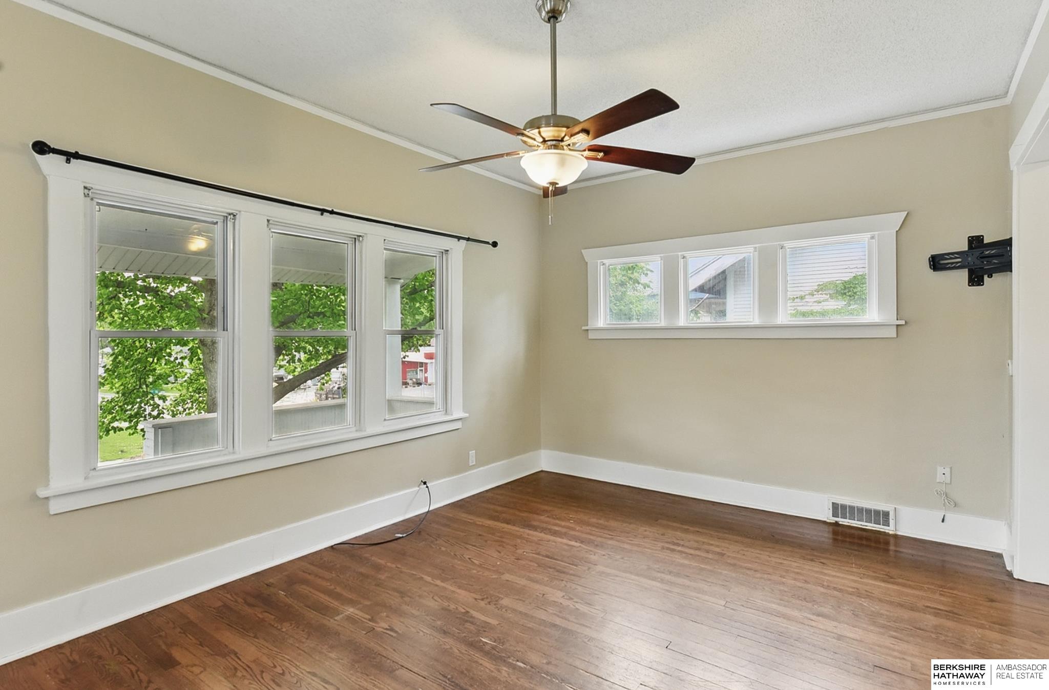 2502 N 45 Street, Omaha, Nebraska image 9