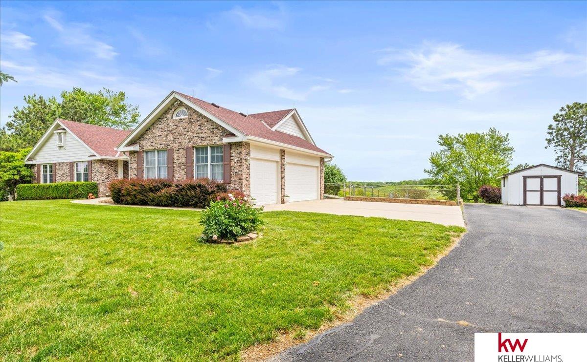 17911 Peterson Road, Plattsmouth, Nebraska image 2
