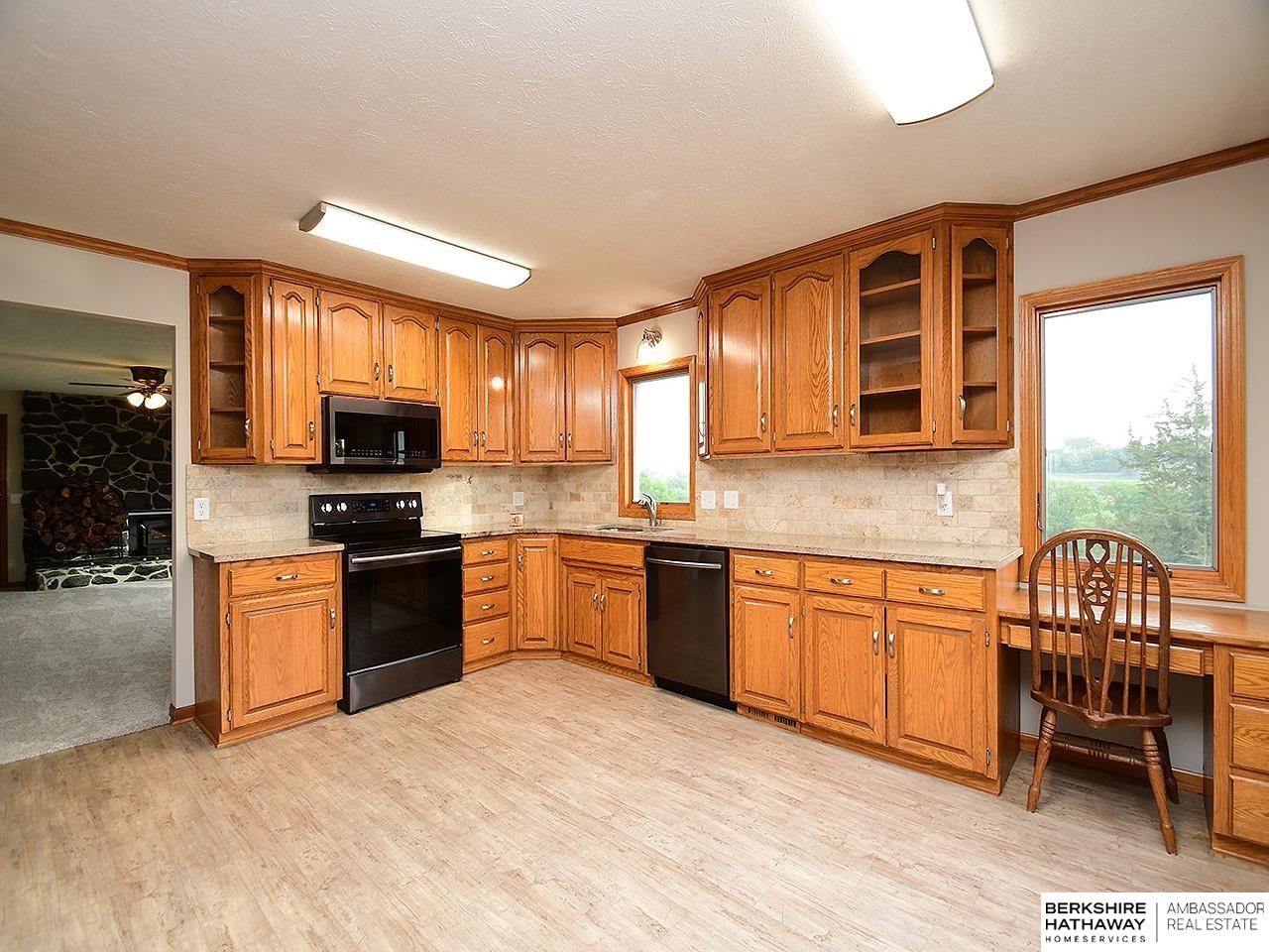 22327 Three Bridge Road, Council Bluffs, Iowa image 12