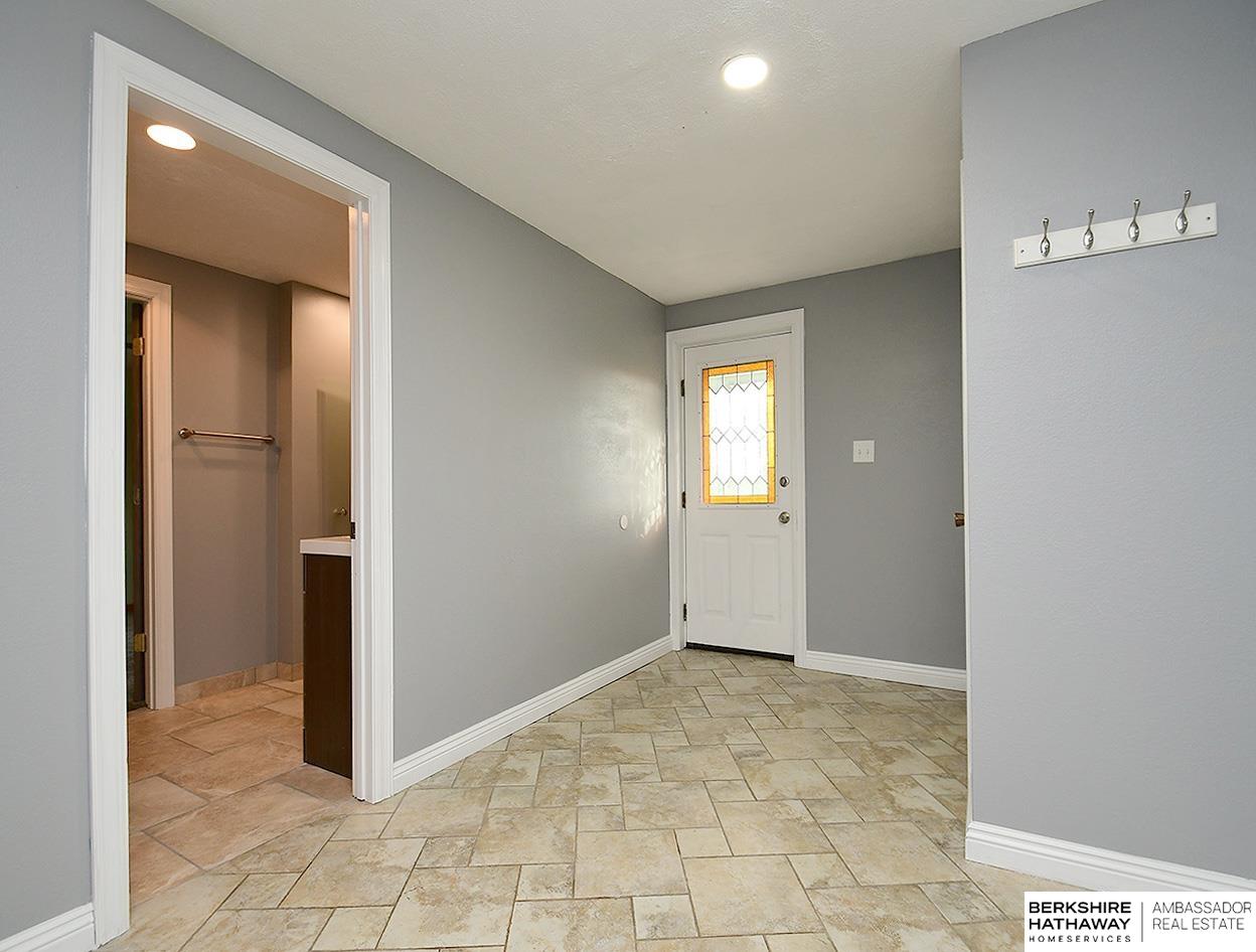 22327 Three Bridge Road, Council Bluffs, Iowa image 25