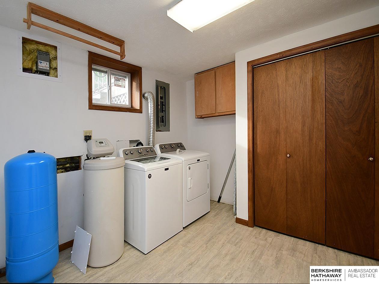 22327 Three Bridge Road, Council Bluffs, Iowa image 26