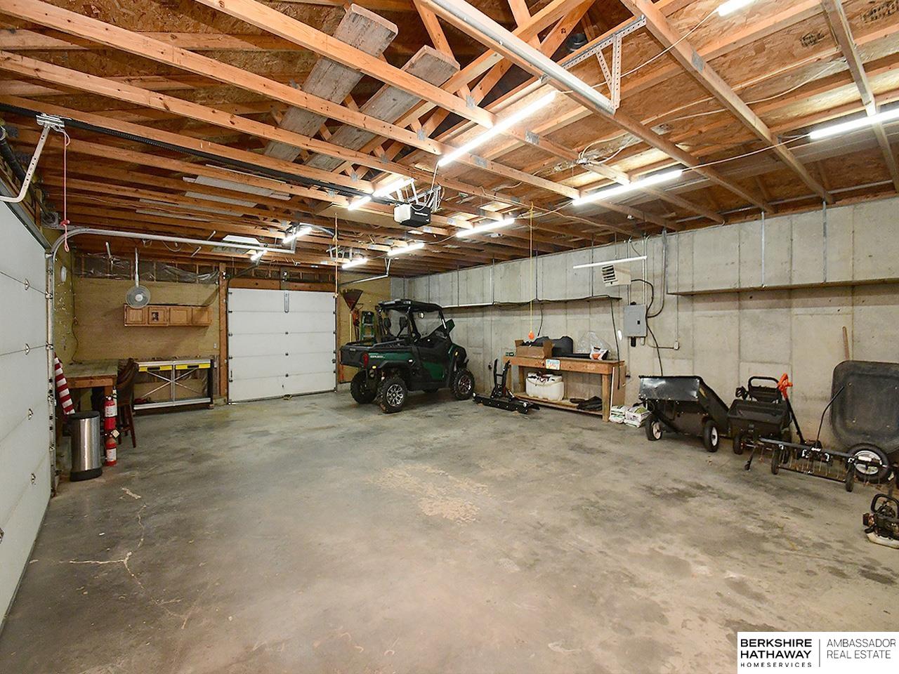 22327 Three Bridge Road, Council Bluffs, Iowa image 27