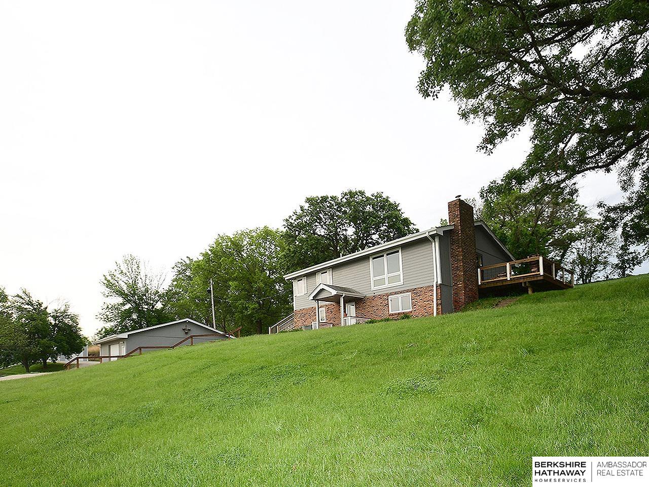 22327 Three Bridge Road, Council Bluffs, Iowa image 40