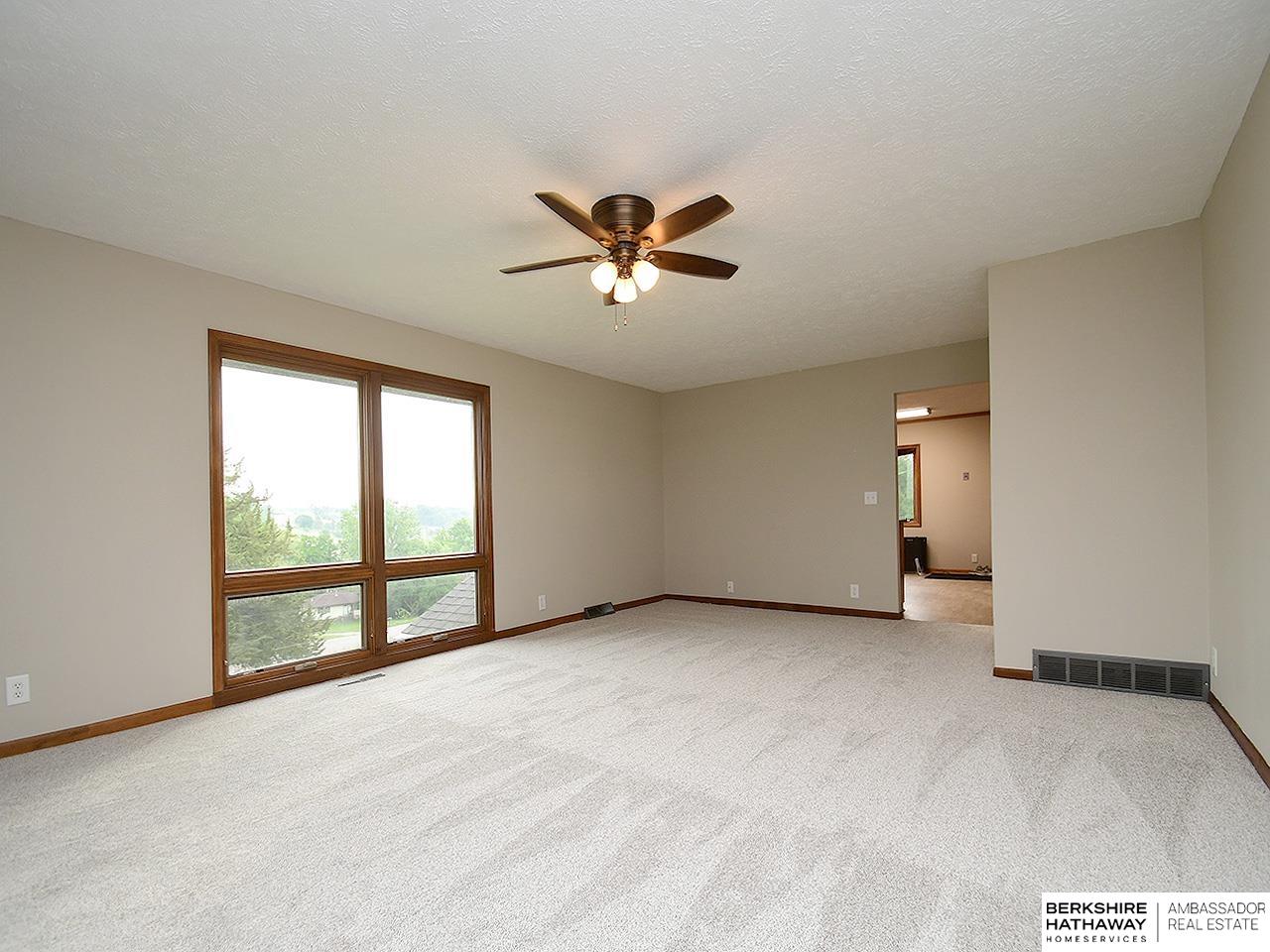 22327 Three Bridge Road, Council Bluffs, Iowa image 9