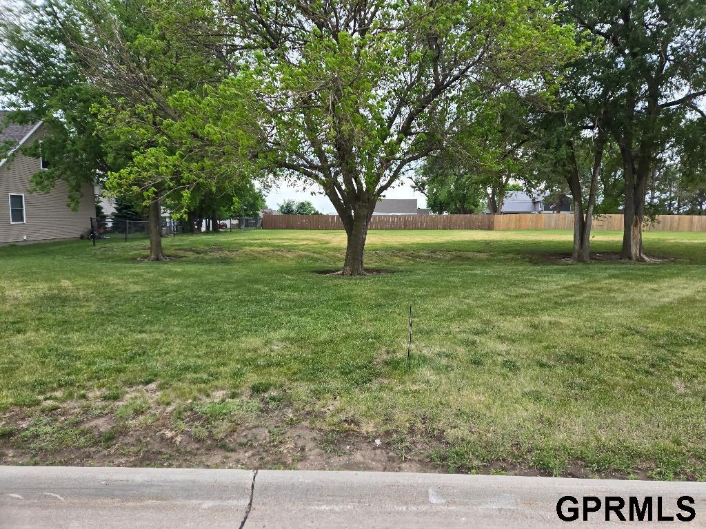 1906 E 10th Street, York, Nebraska image 3
