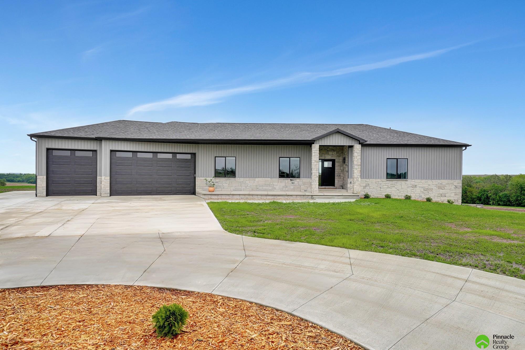 5830 Rock Creek Road, Ceresco, Nebraska image 2