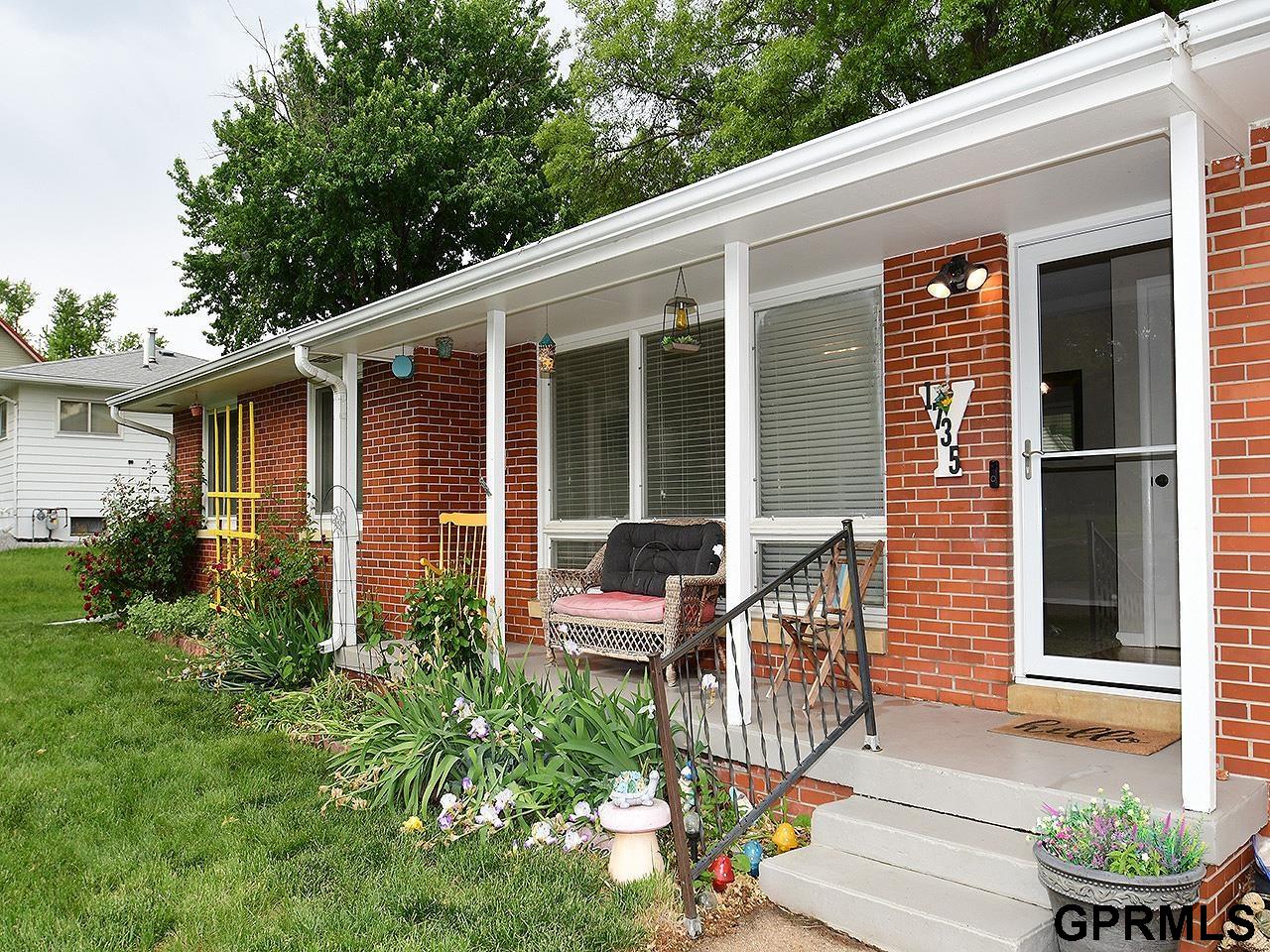 1735 Grove Avenue, Crete, Nebraska image 3