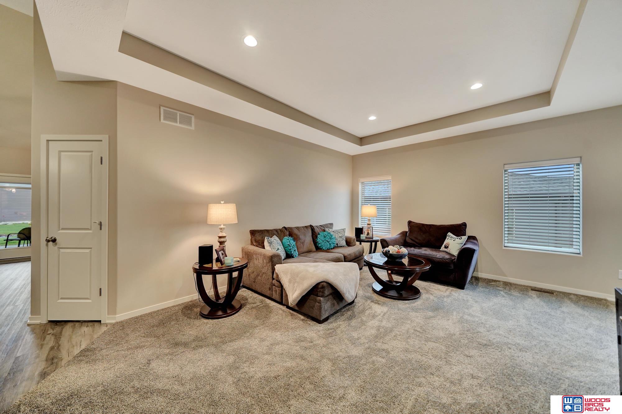 2744 Kings Corner Drive, Lincoln, Nebraska image 6