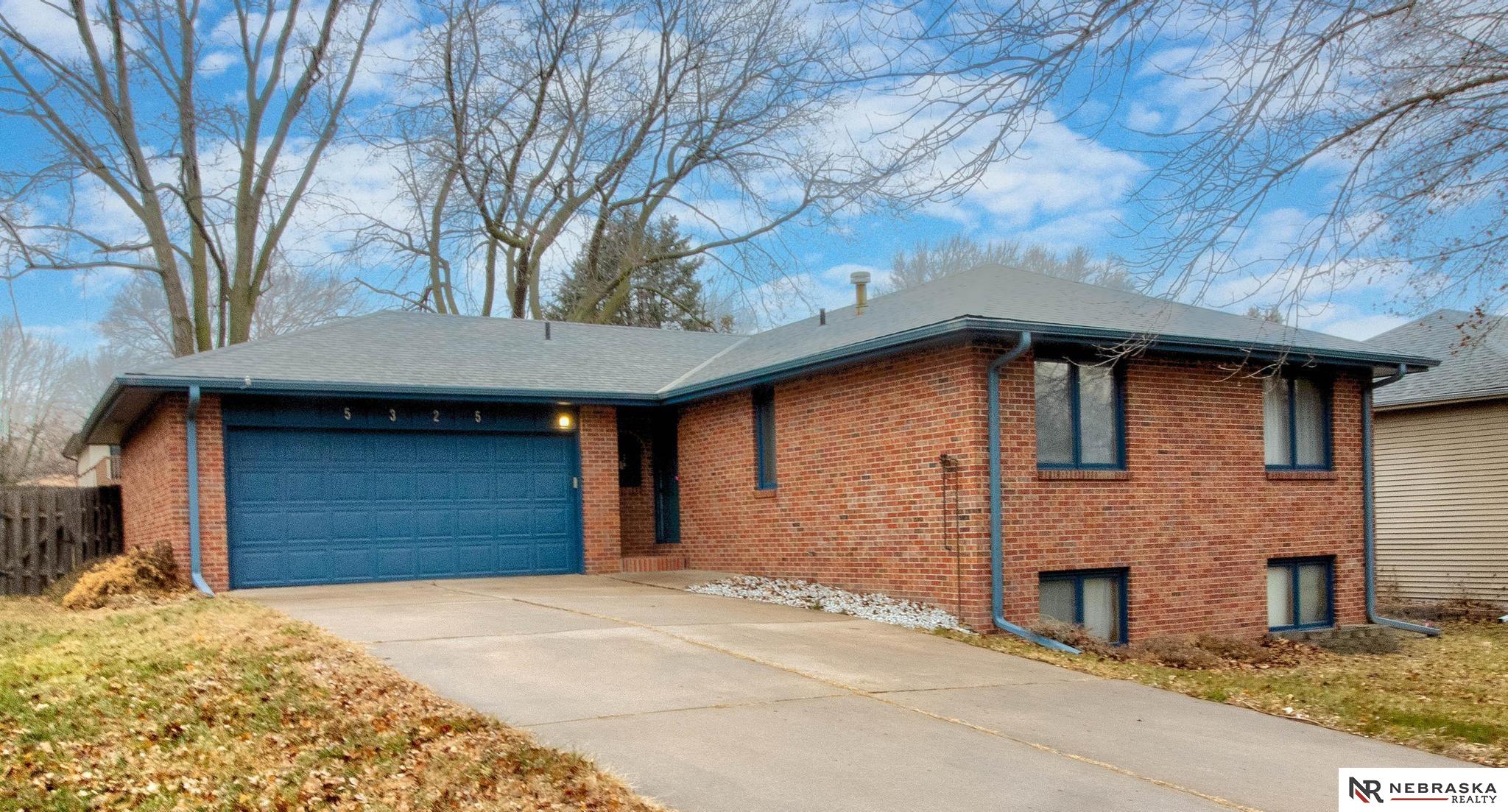 5325 S 65 Street Circle, Lincoln