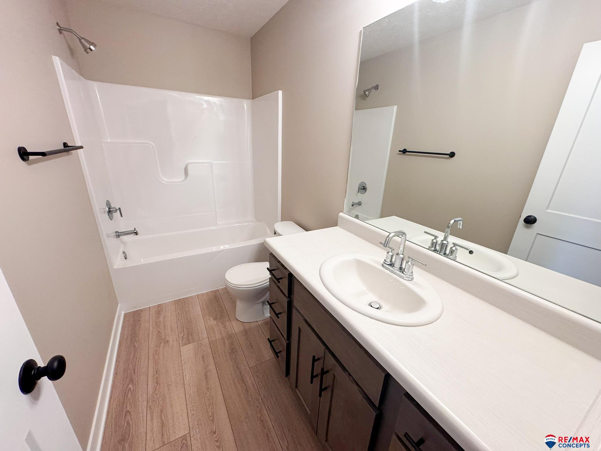 4044 Woodside Village Court, Lincoln, Nebraska image 12