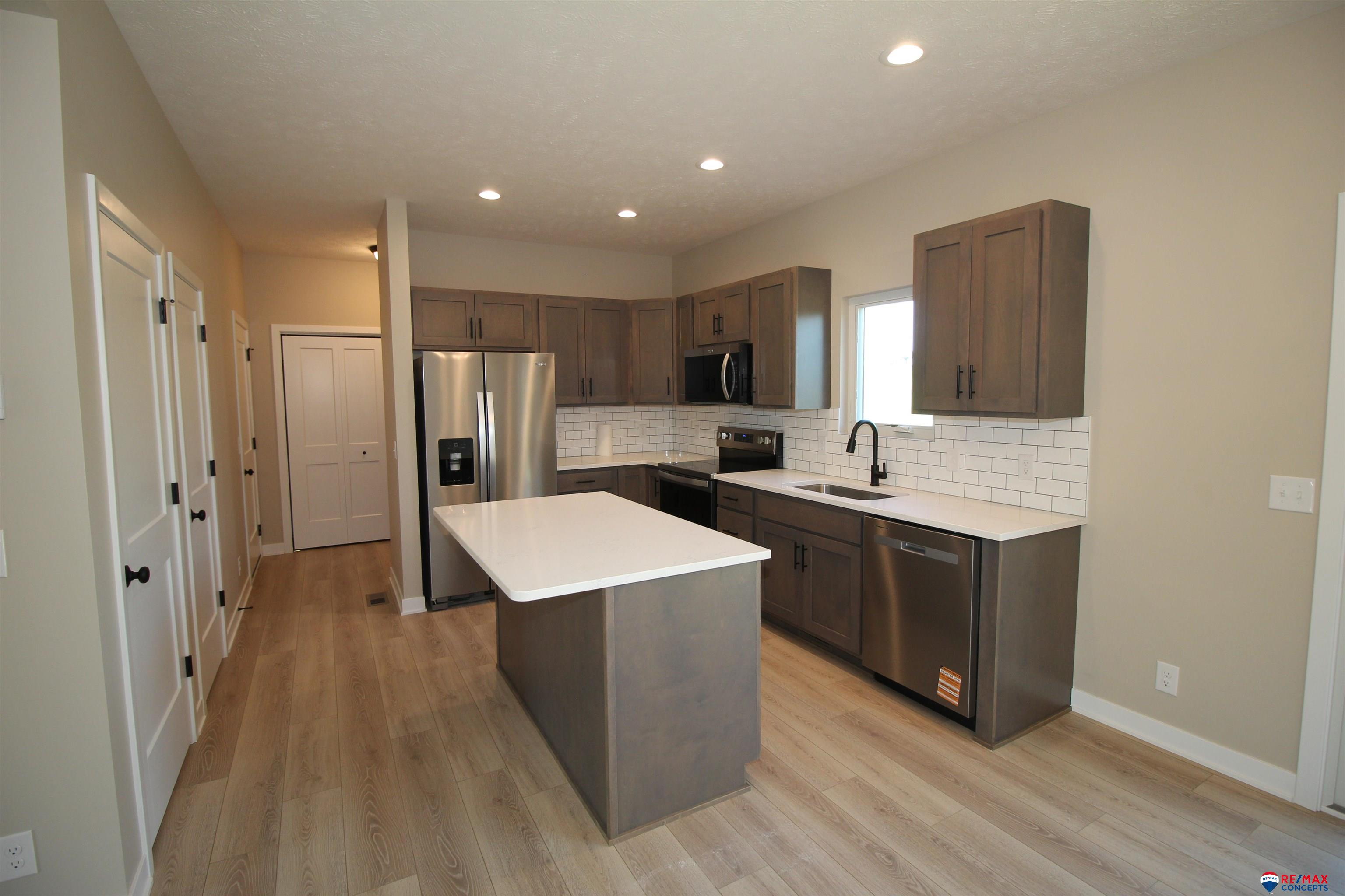4044 Woodside Village Court, Lincoln, Nebraska image 34