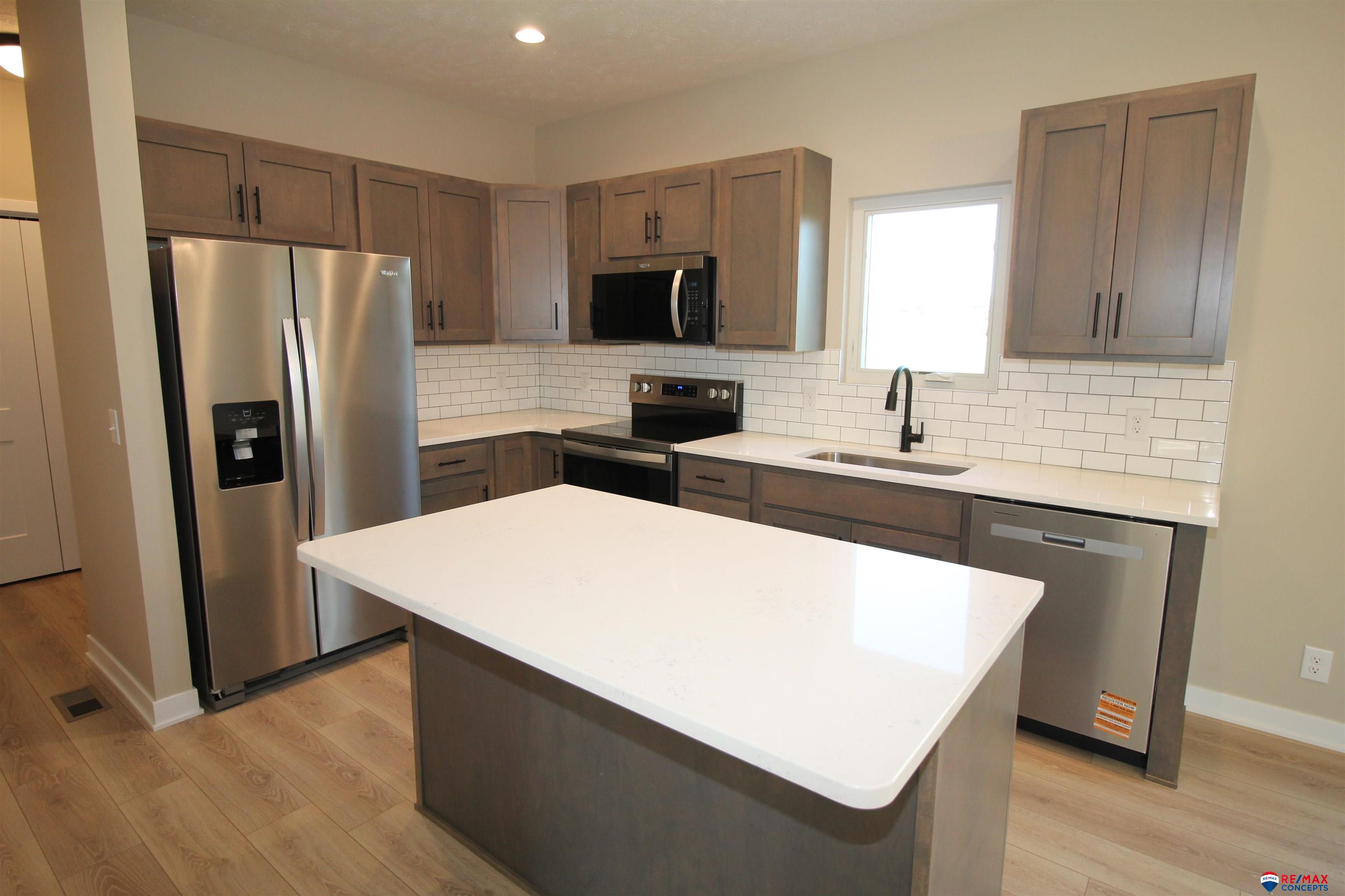 4044 Woodside Village Court, Lincoln, Nebraska image 36