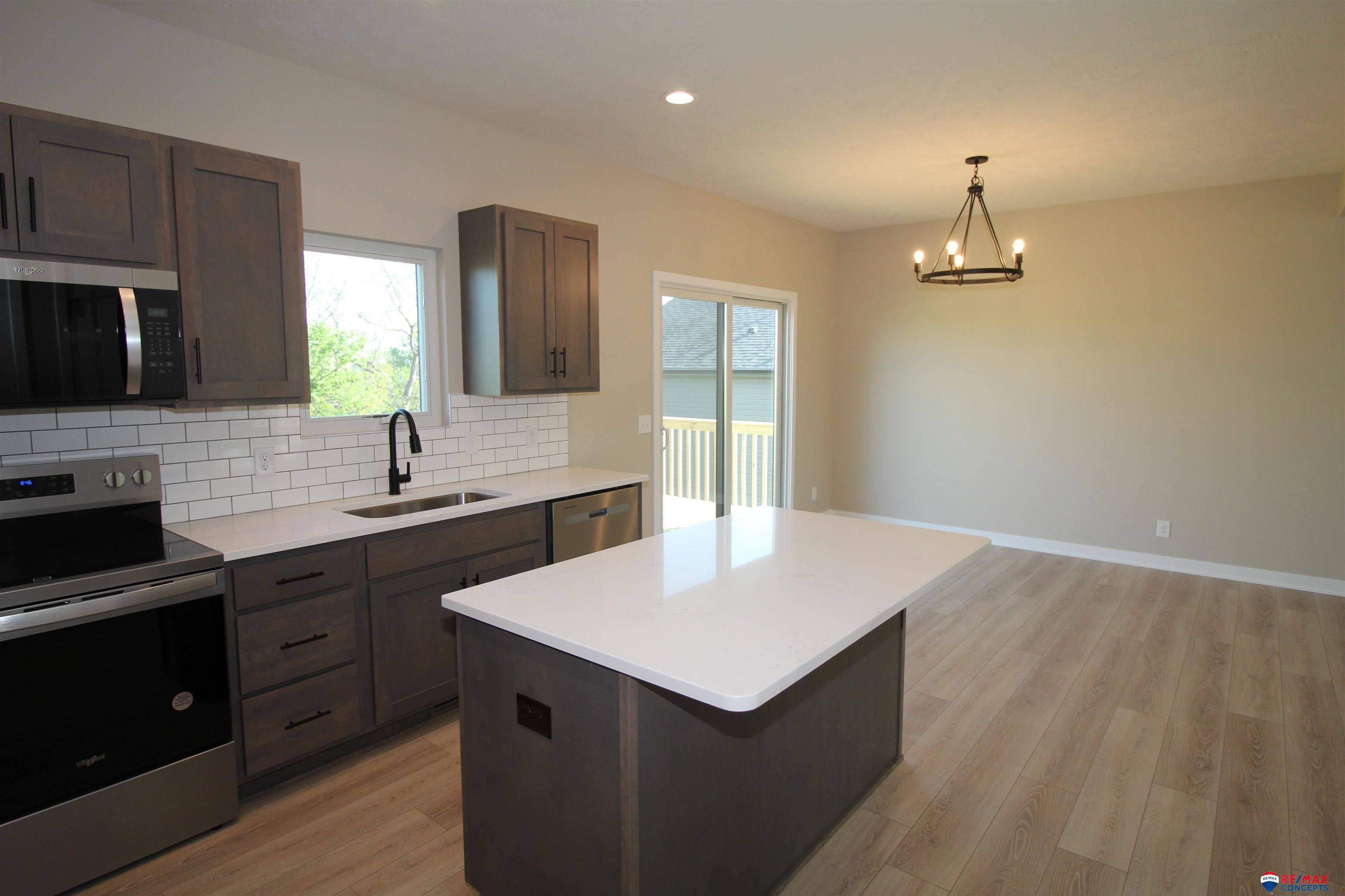 4044 Woodside Village Court, Lincoln, Nebraska image 37
