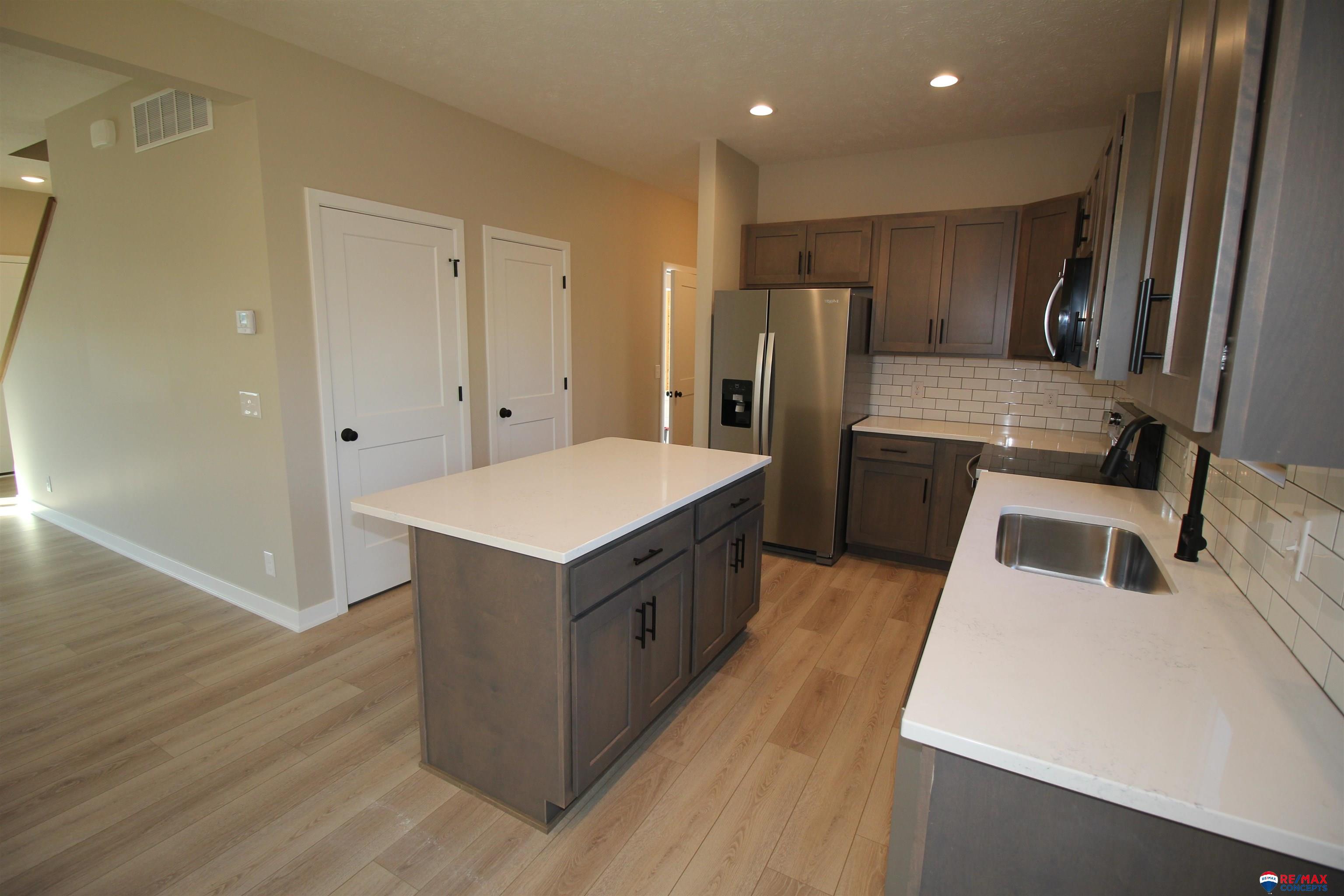 4044 Woodside Village Court, Lincoln, Nebraska image 40