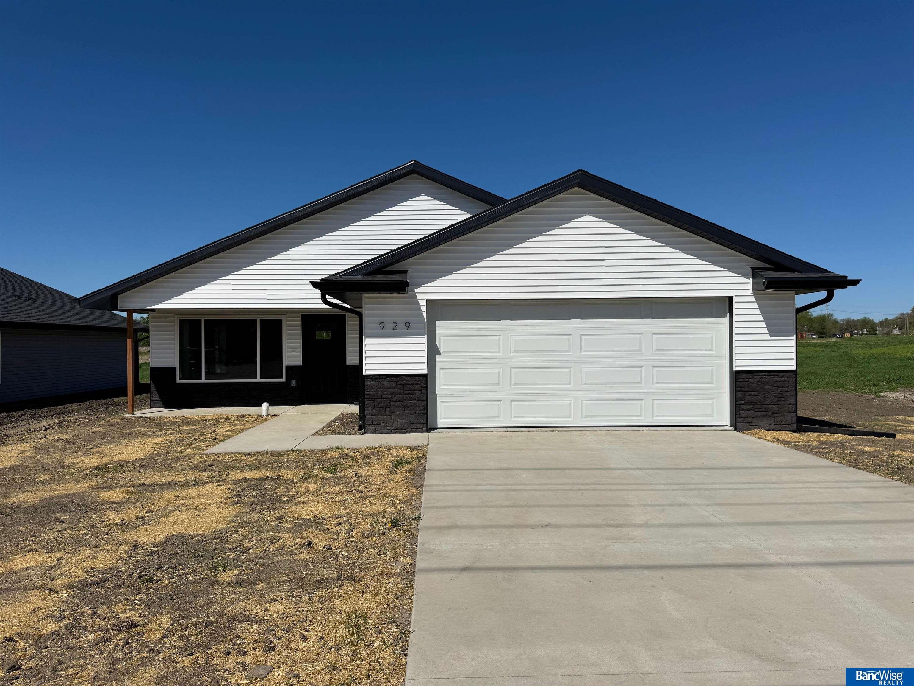 929 S Columbia Avenue, Seward, Nebraska image 2