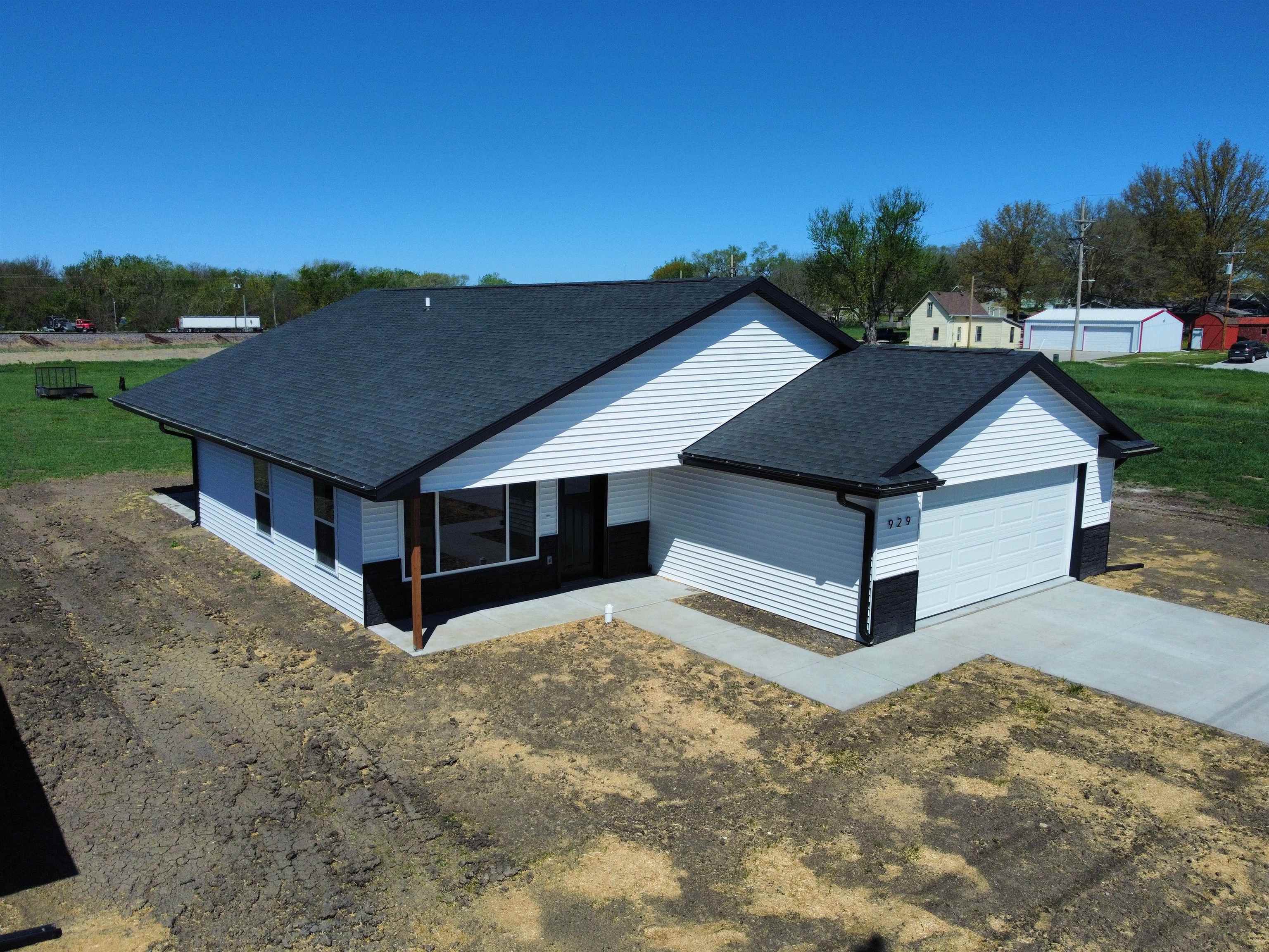 929 S Columbia Avenue, Seward, Nebraska image 3