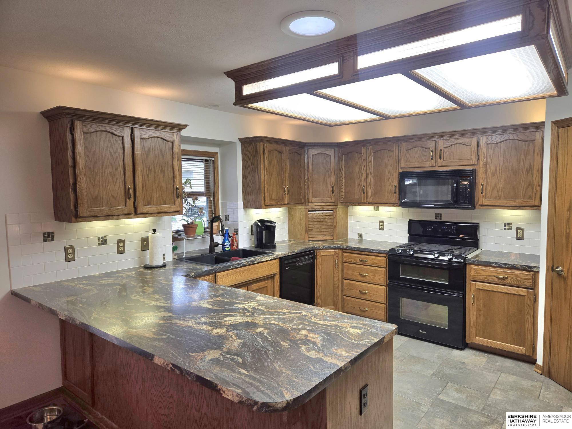 2205 Hidden Canyon Road, Plattsmouth, Nebraska image 2