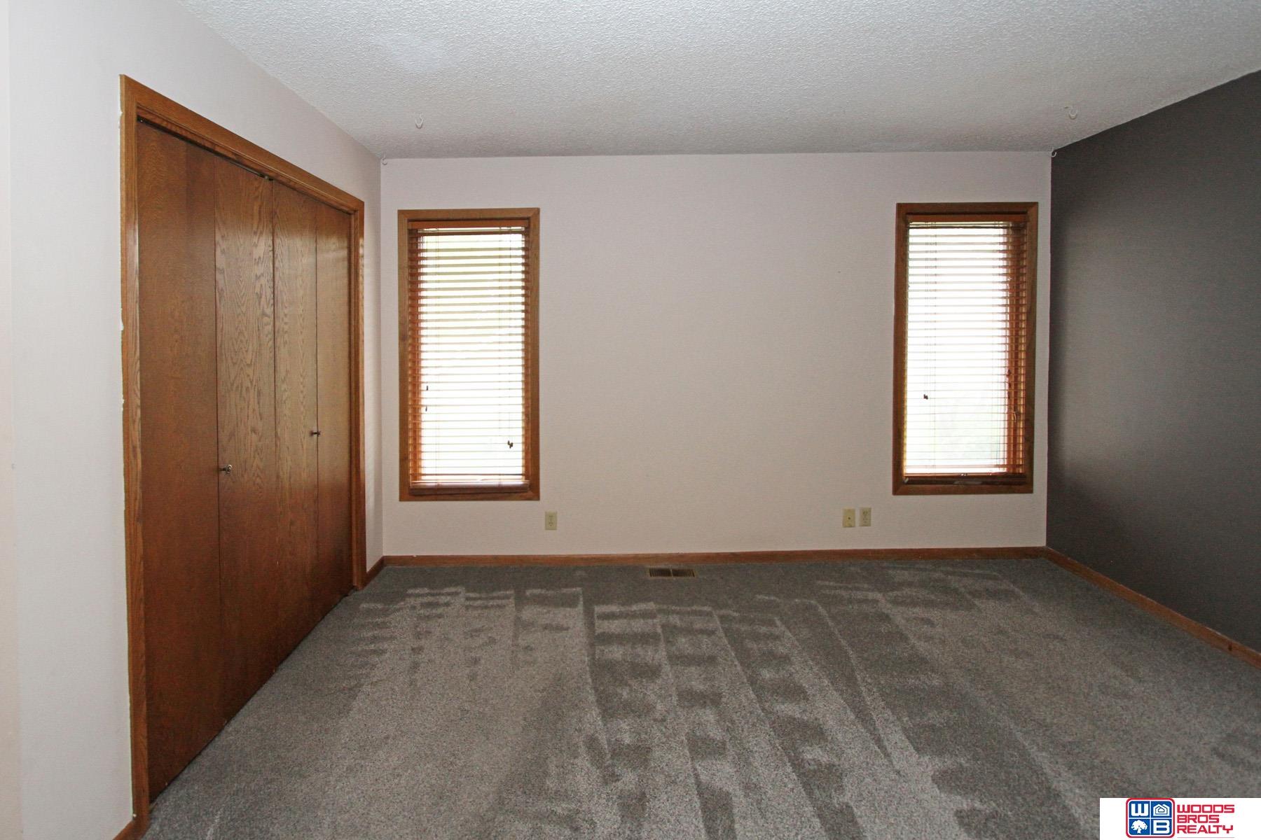 2501 Jacquelyn Drive, Lincoln, Nebraska image 12