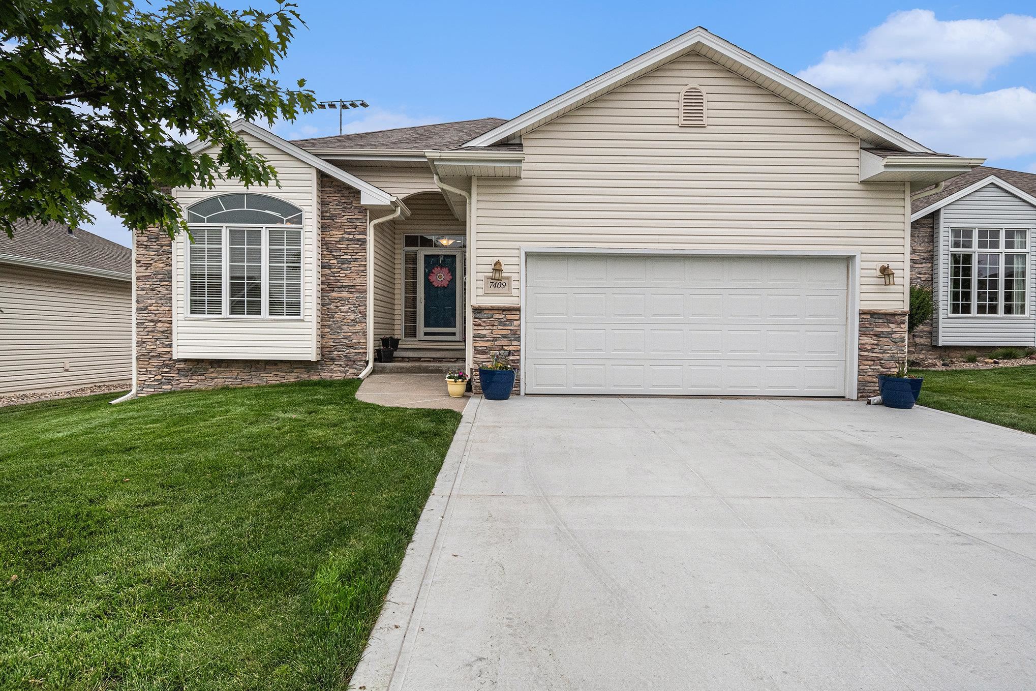 7409 N 160 Street, Bennington, Nebraska image 1