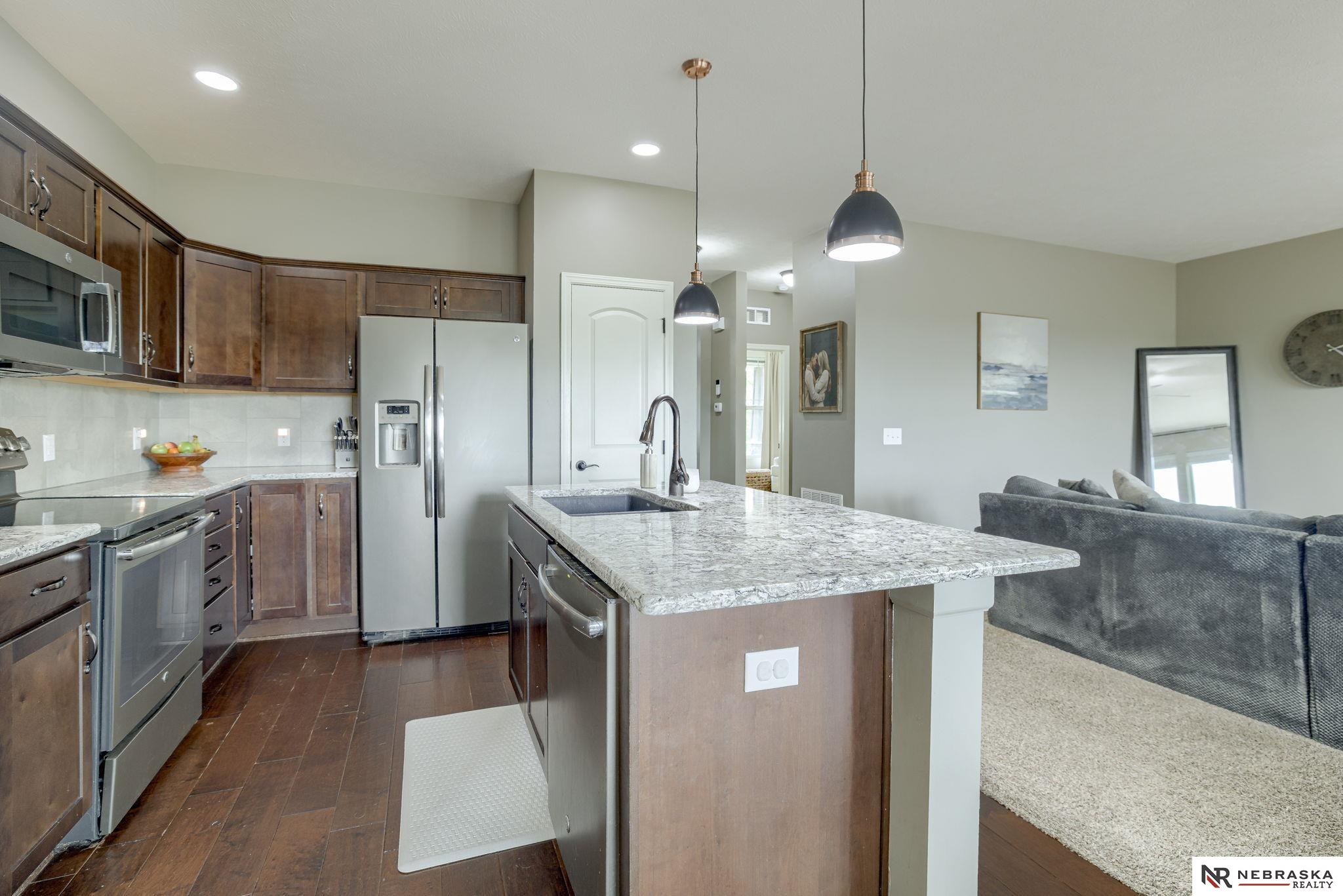 2206 Alexandra Road, Papillion, Nebraska image 9