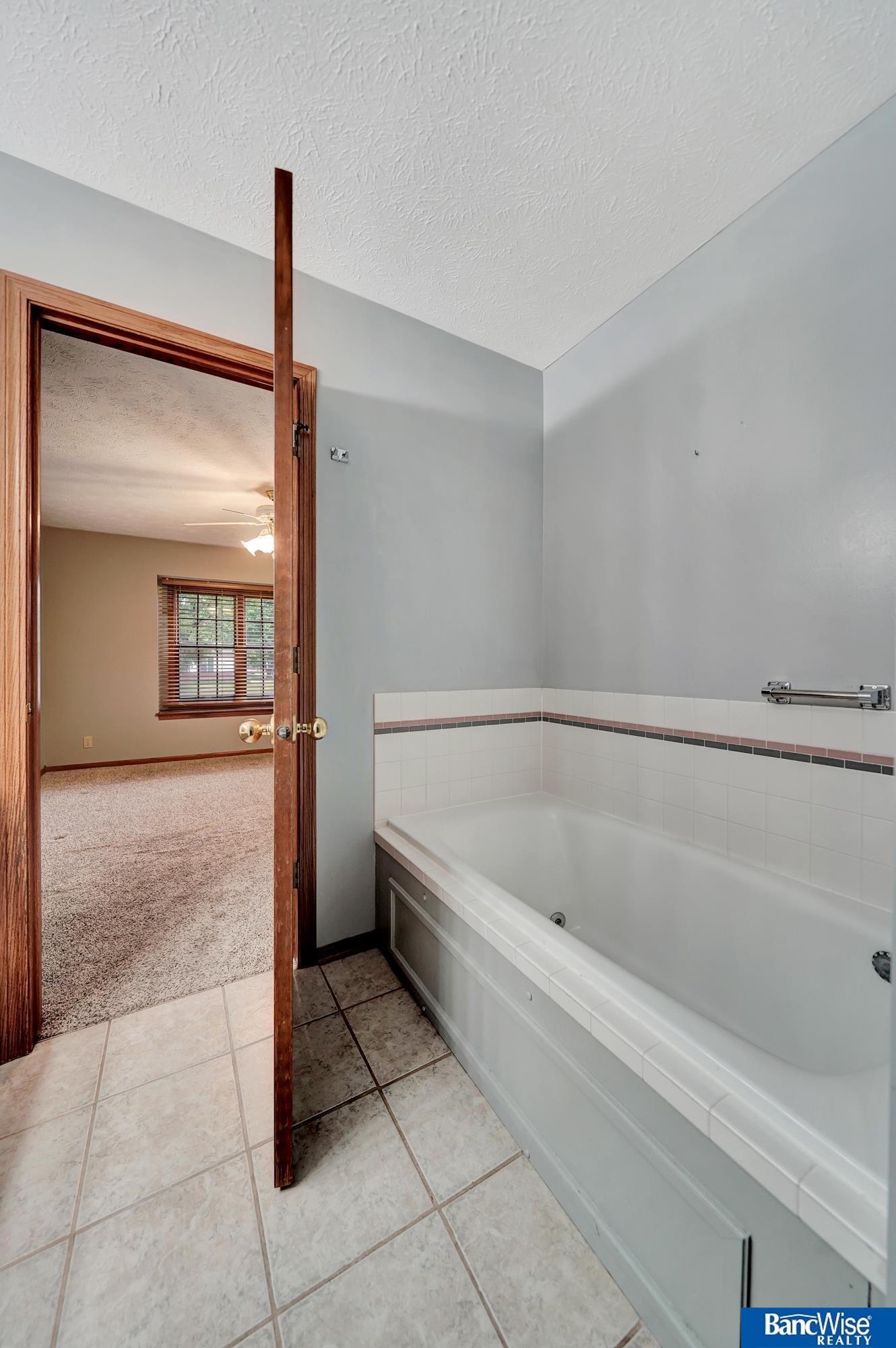 2727 N 75th Street, Lincoln, Nebraska image 25