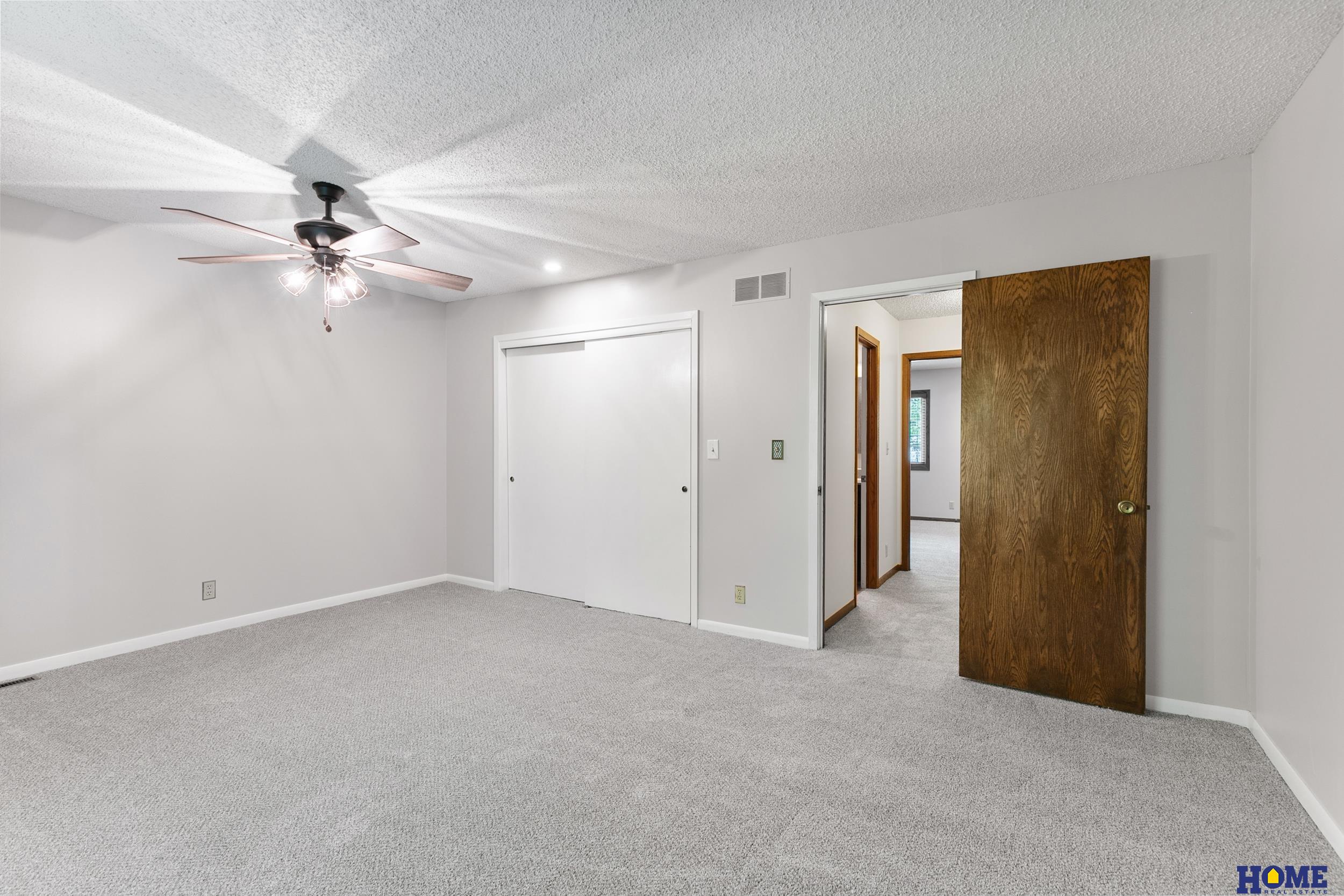 3356 Neerpark Drive, Lincoln, Nebraska image 13