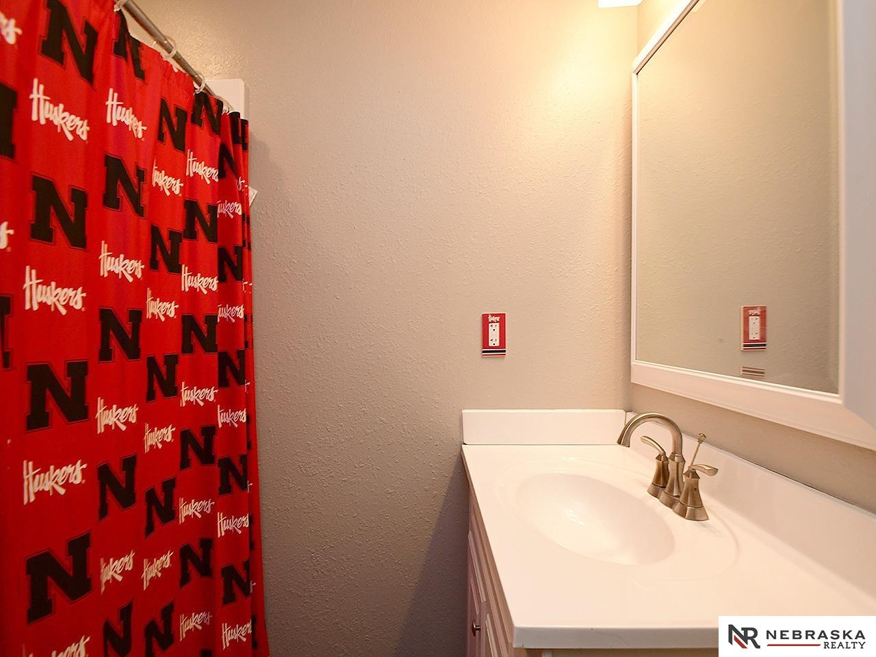 7941 N 152nd Street, Bennington, Nebraska image 25