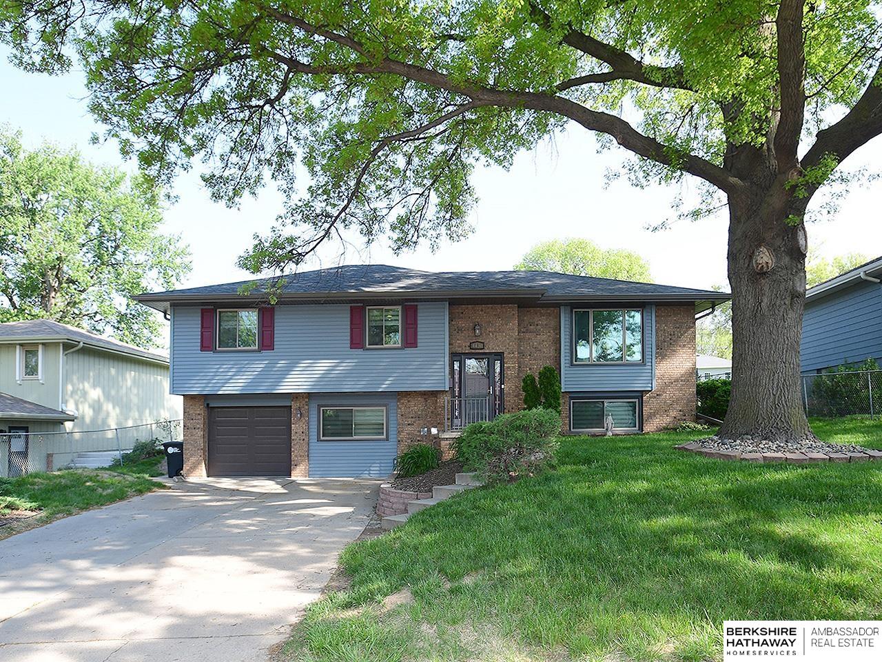 4430 Shady Lane Circle, Omaha, Nebraska image 1
