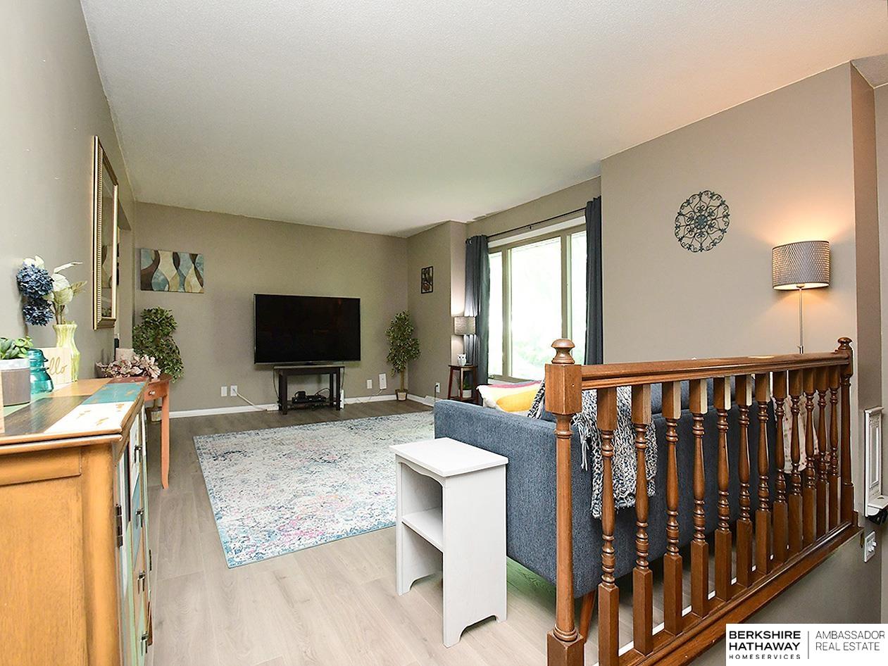 4430 Shady Lane Circle, Omaha, Nebraska image 2
