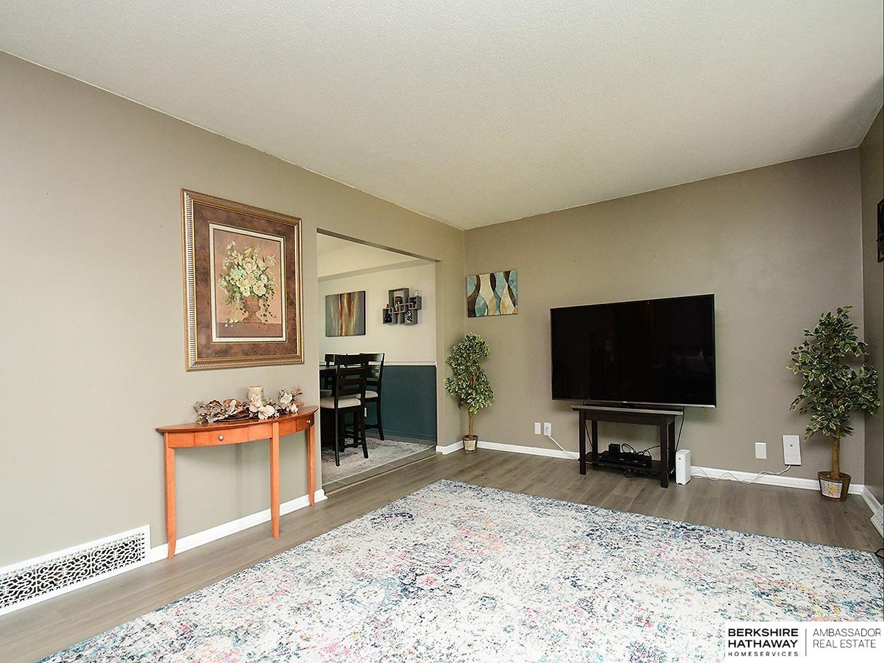 4430 Shady Lane Circle, Omaha, Nebraska image 15