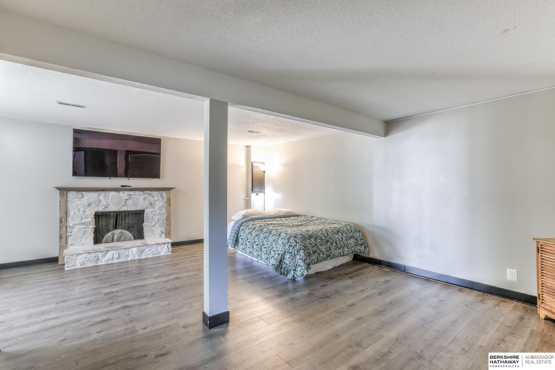 2858 Browne Street, Omaha, Nebraska image 25