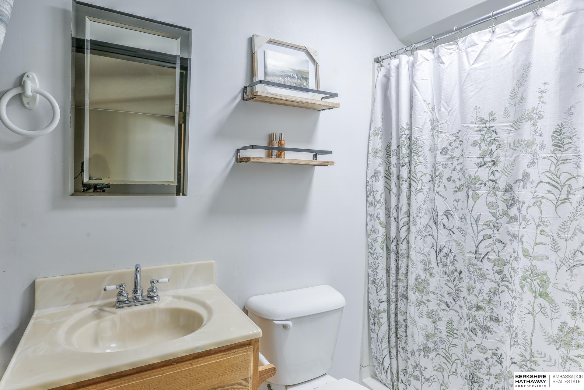 2858 Browne Street, Omaha, Nebraska image 30